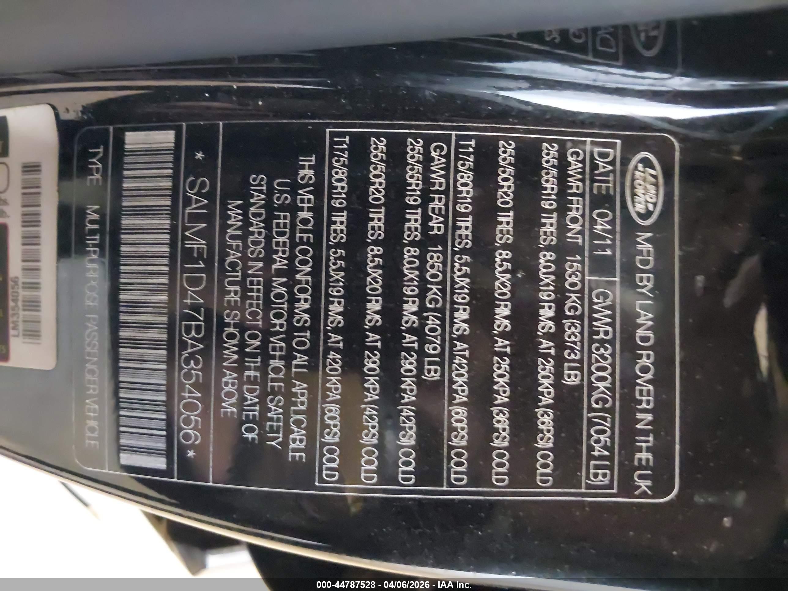 LAND ROVER image 9