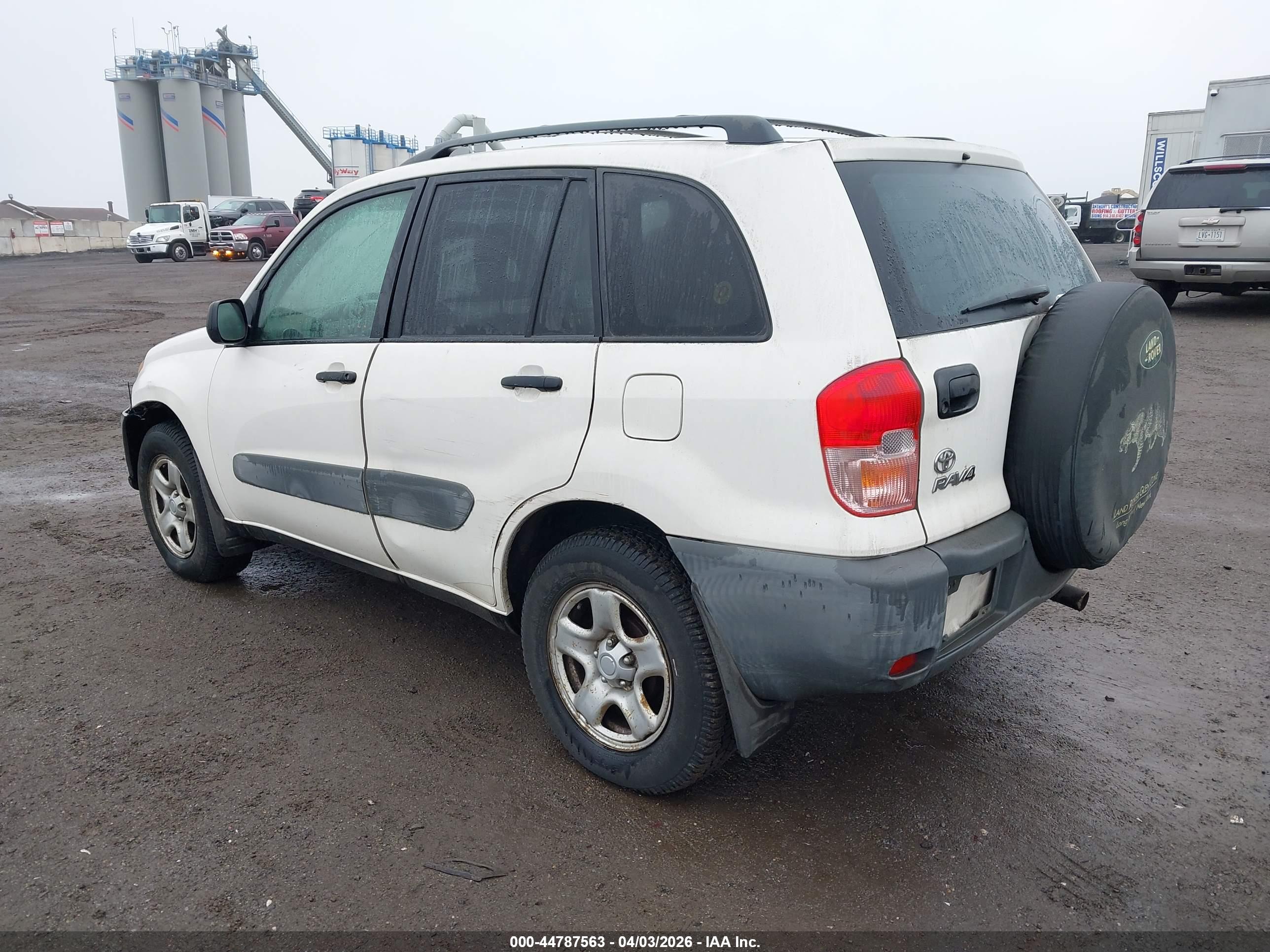 TOYOTA RAV4 image 3