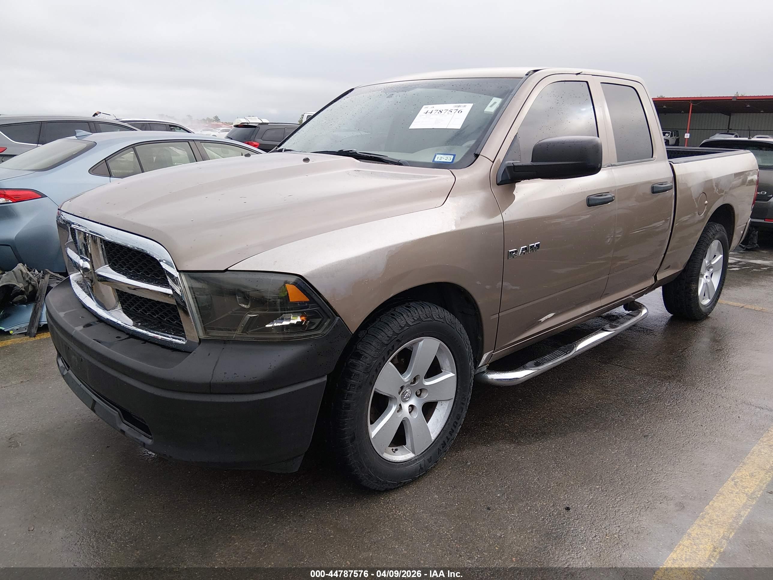 DODGE RAM image 2
