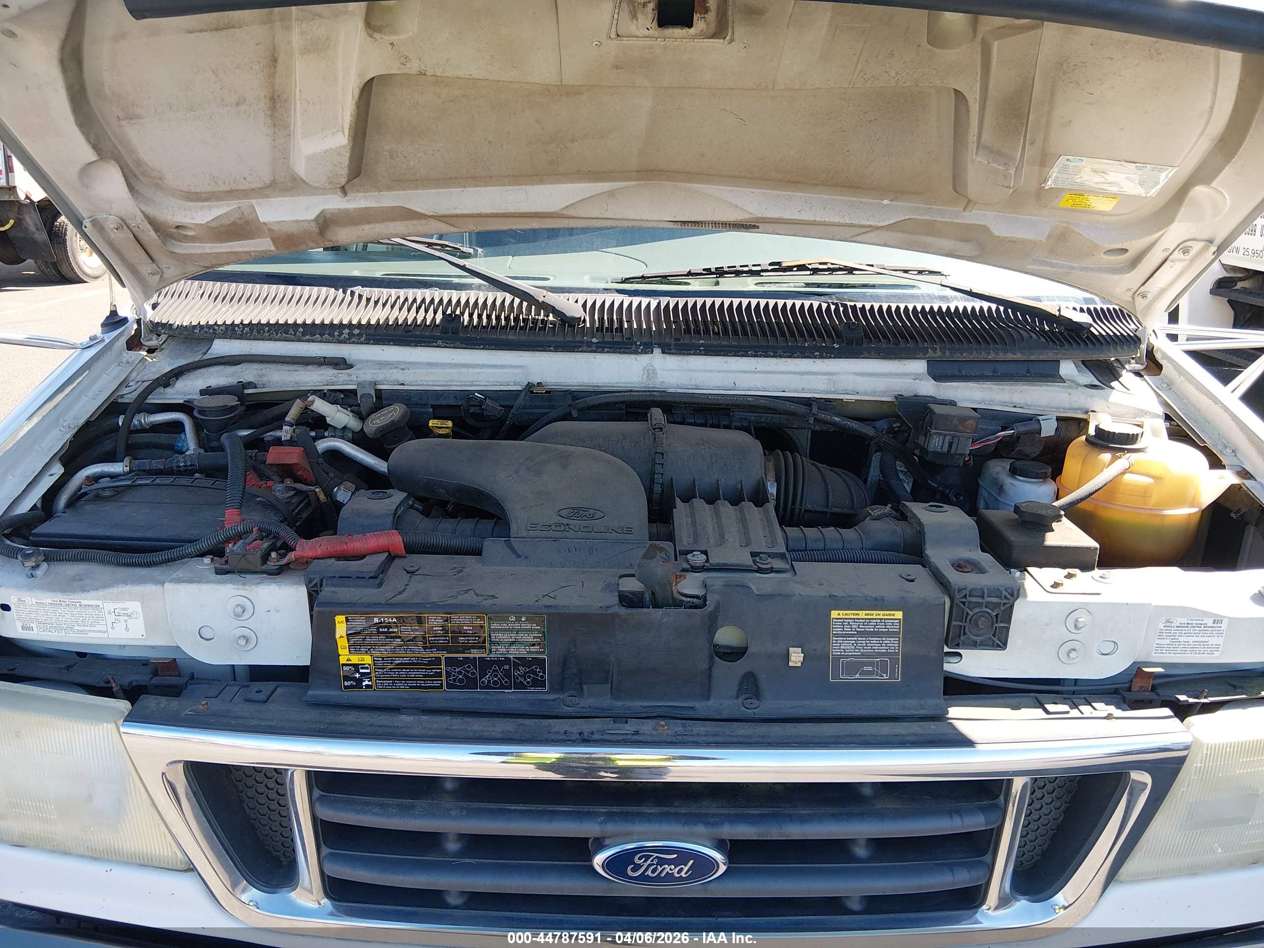 FORD E-350 image 10