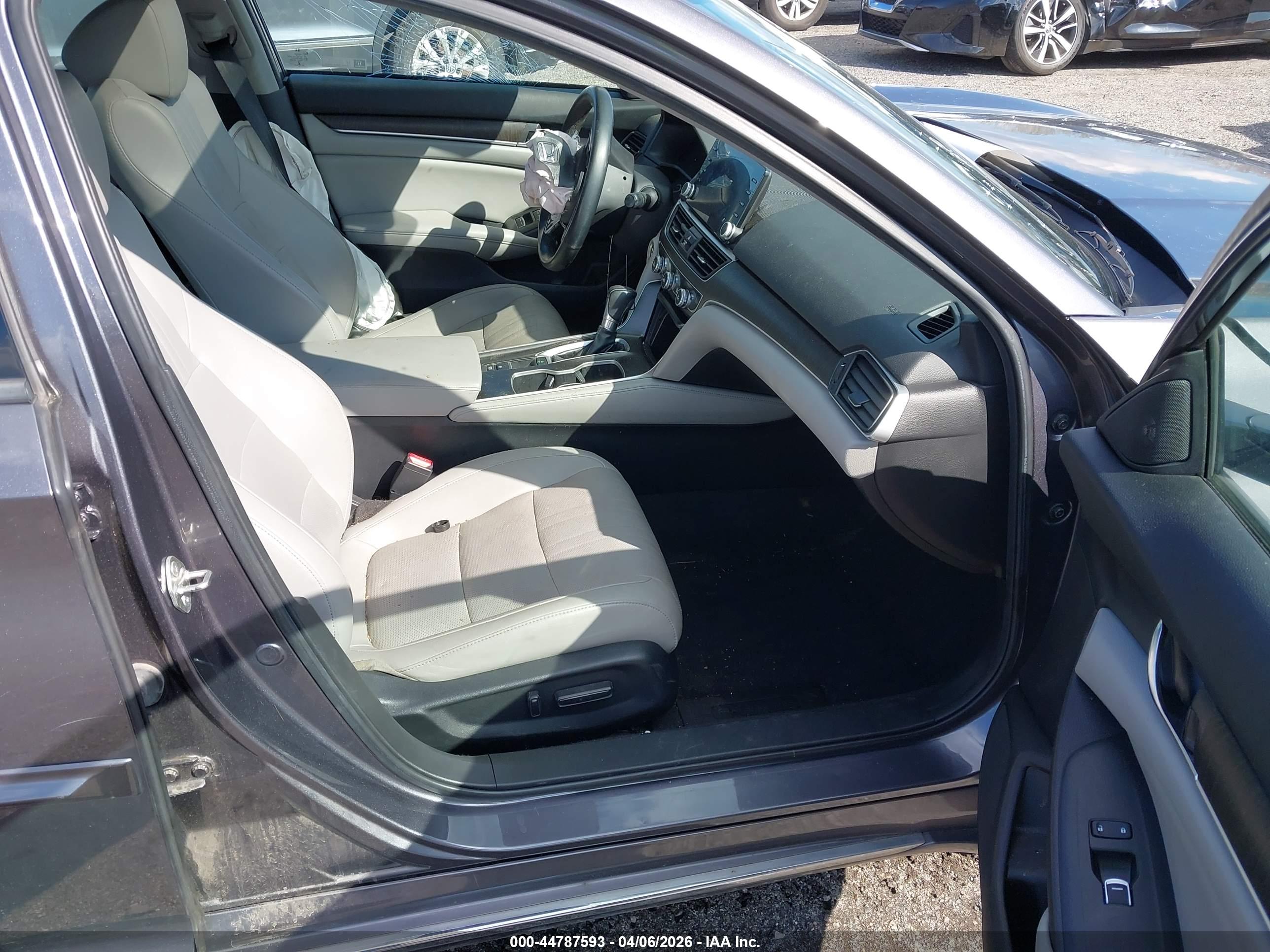HONDA ACCORD image 5