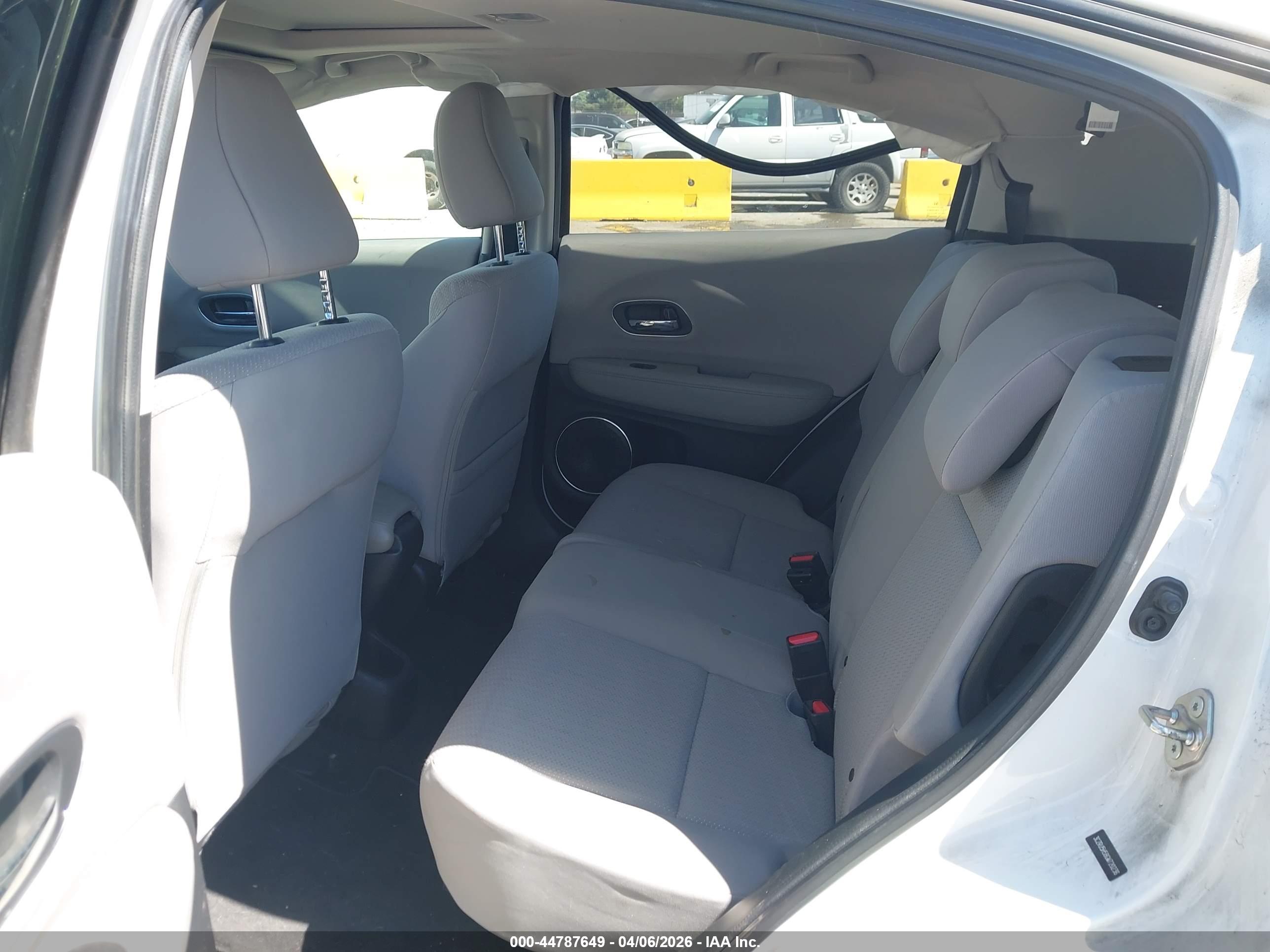 HONDA HR-V image 8