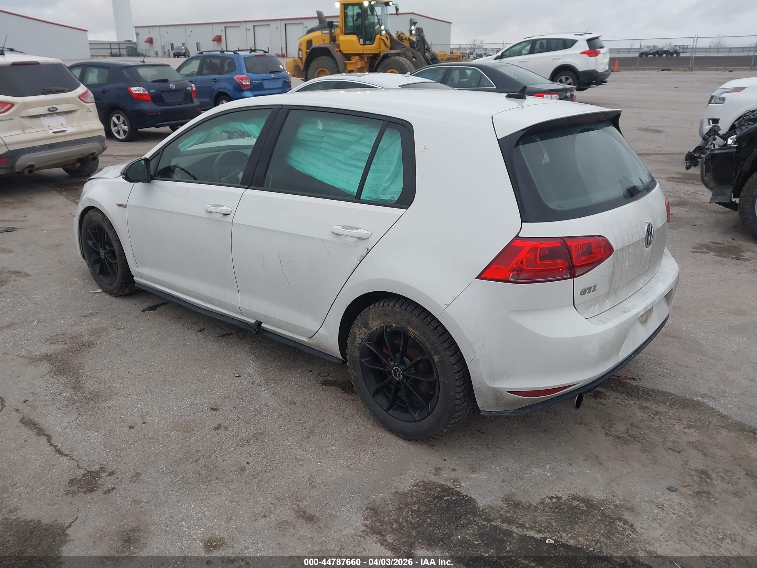 VOLKSWAGEN GOLF image 3