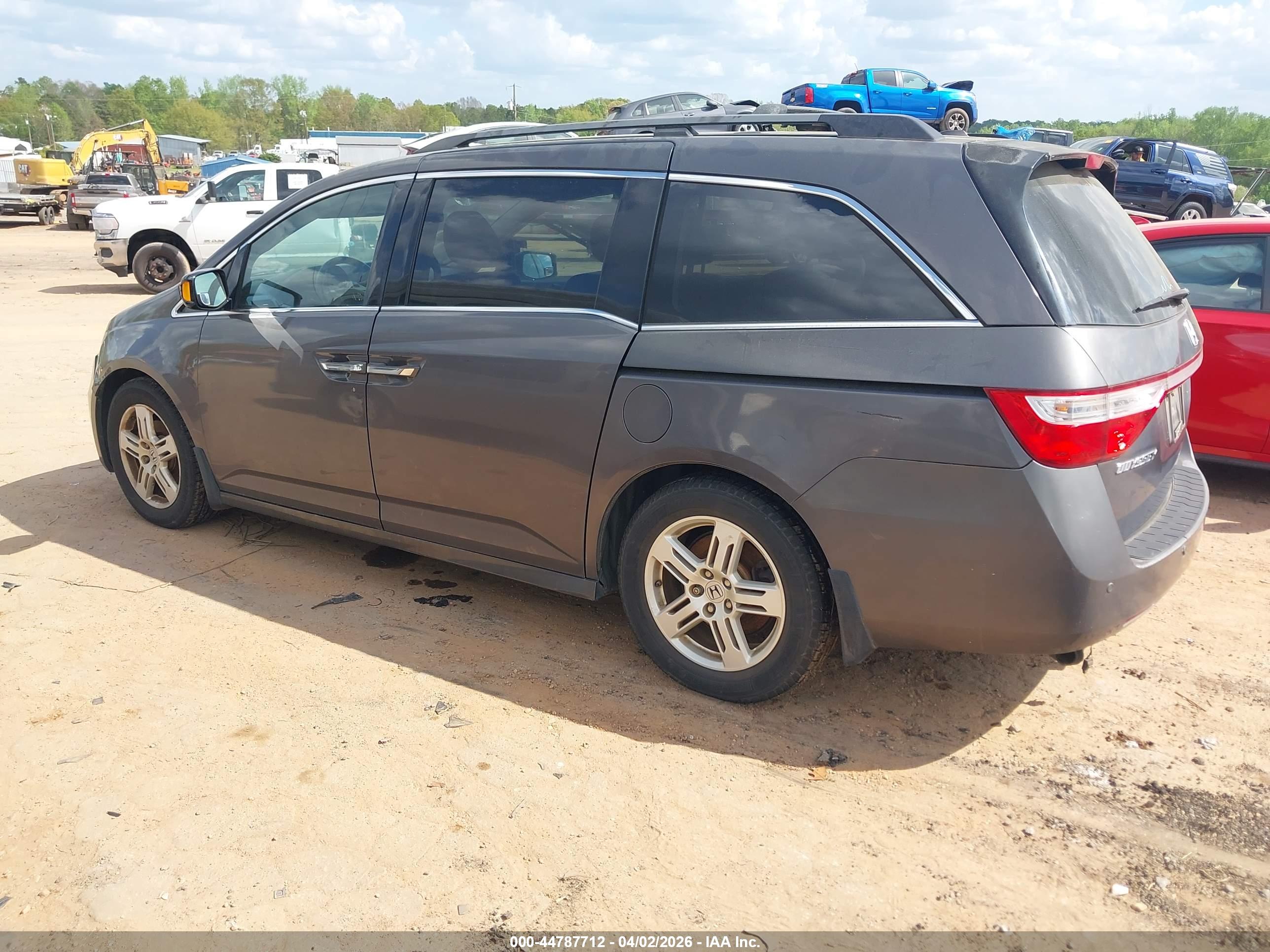 HONDA ODYSSEY image 3