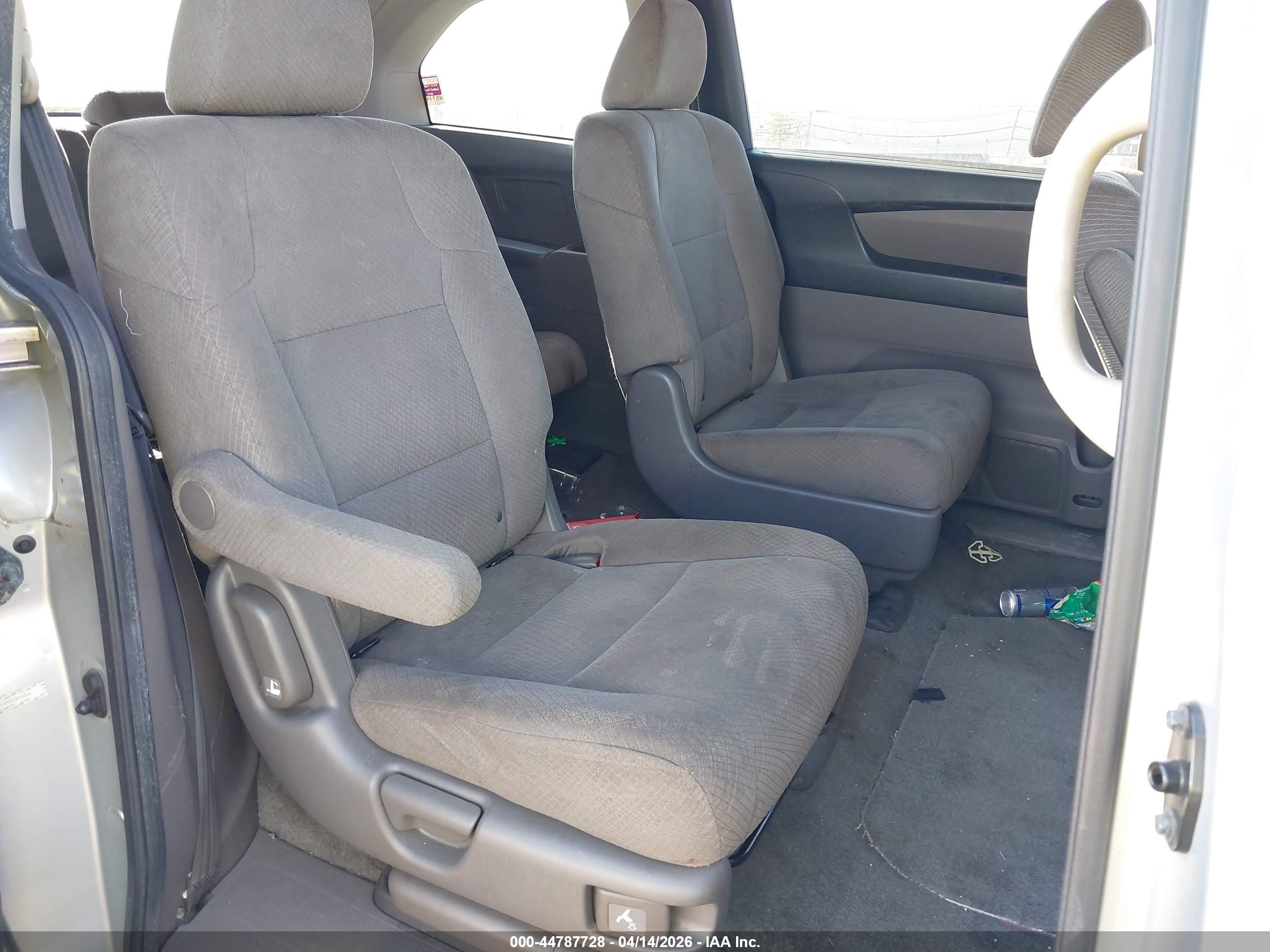 HONDA ODYSSEY image 8