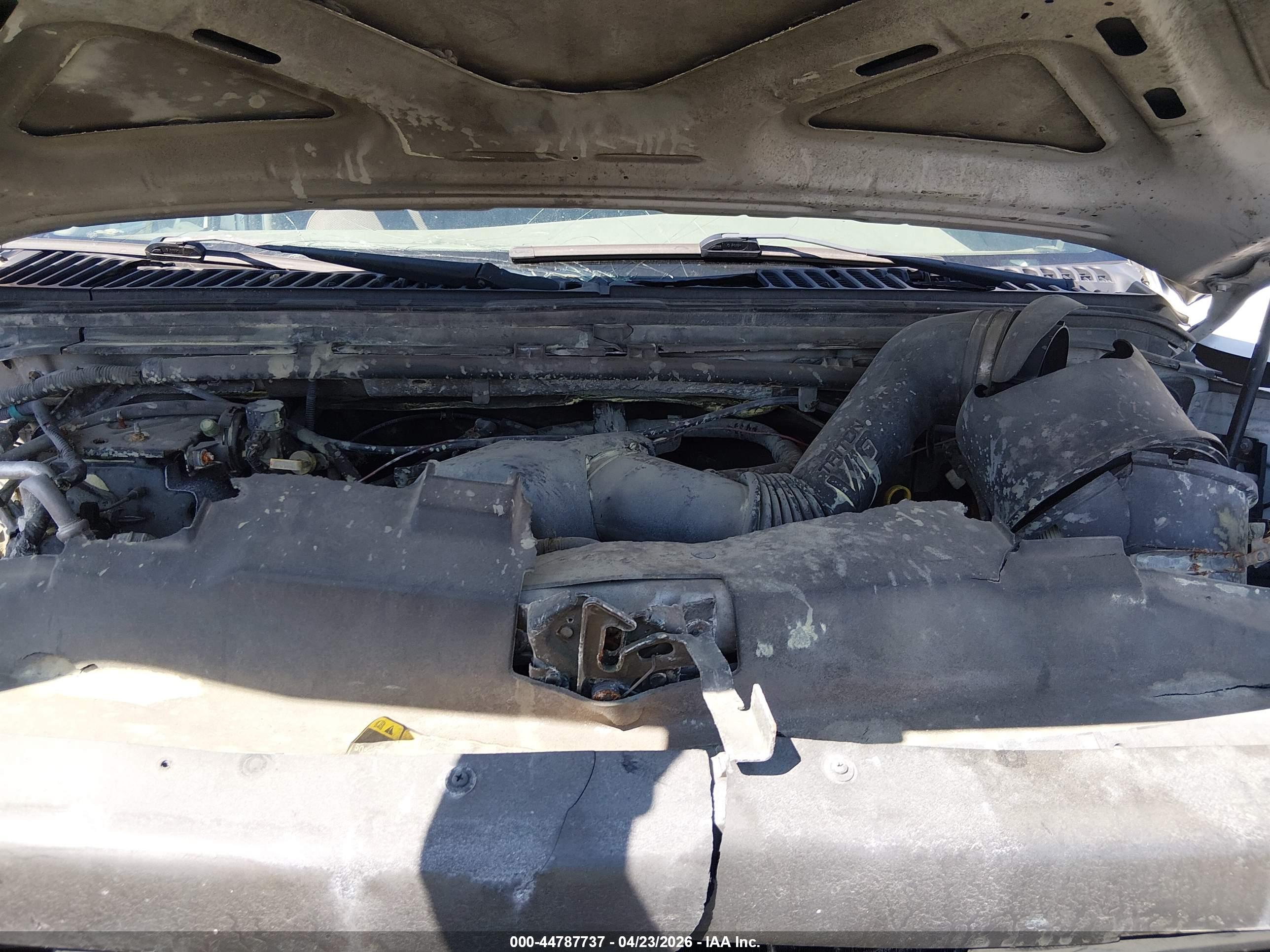 FORD F-450 image 10