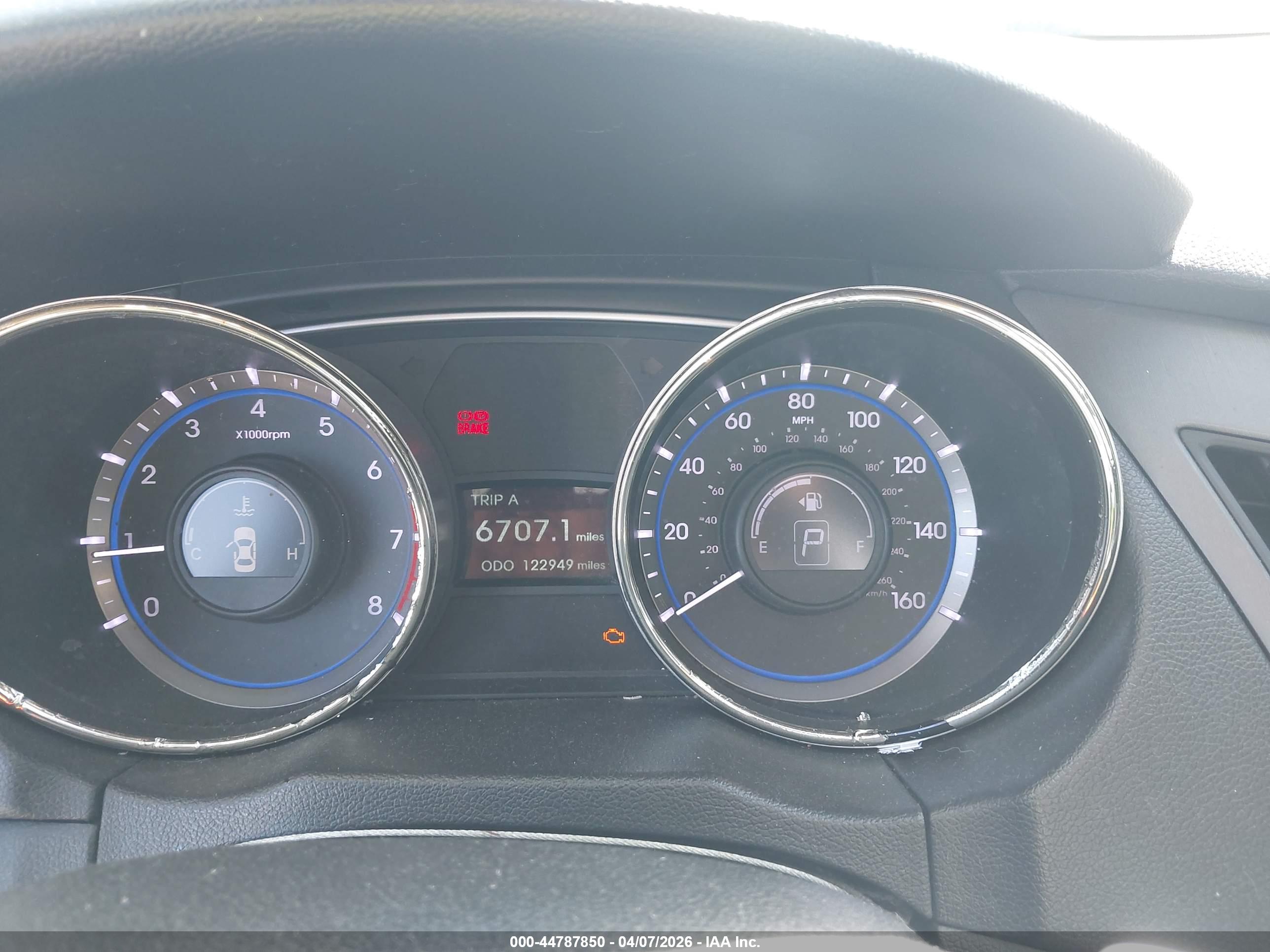 HYUNDAI SONATA image 7