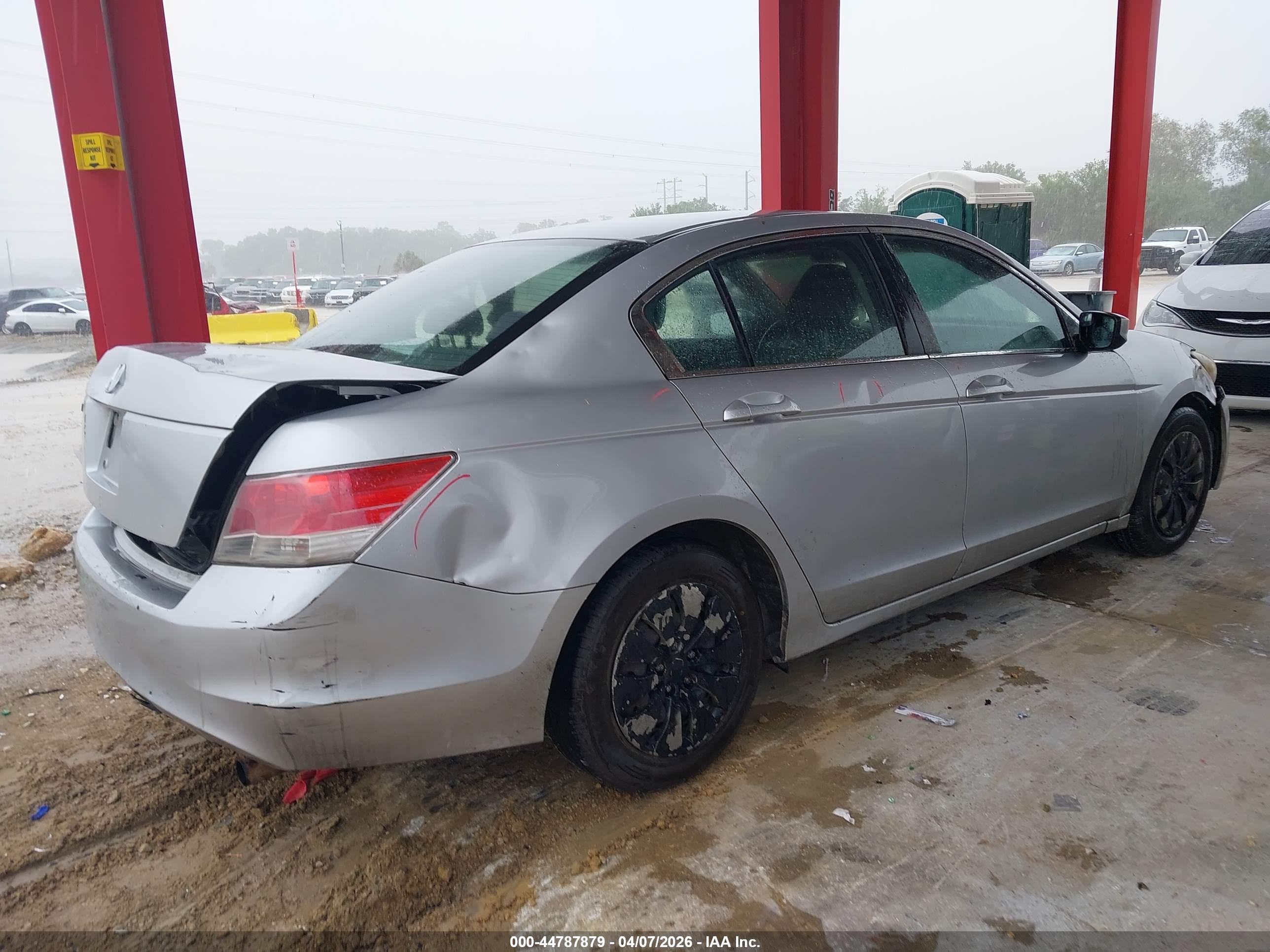 HONDA ACCORD image 4