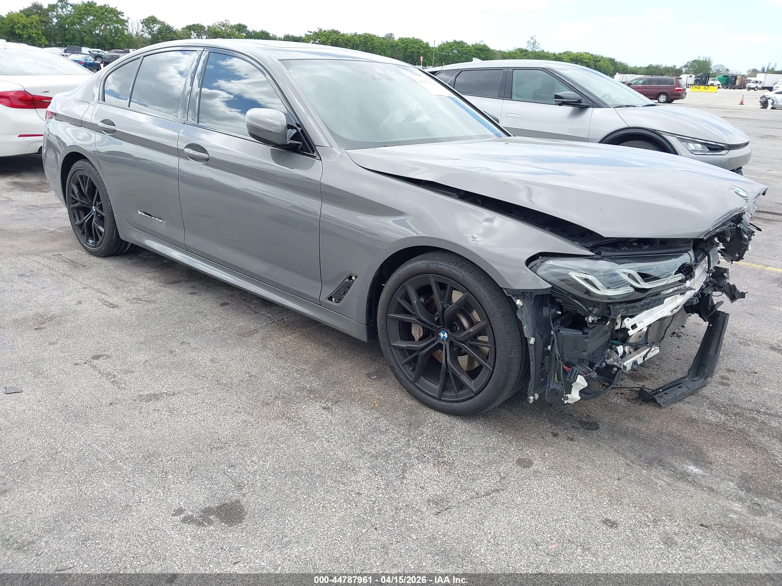 BMW 530 image 6