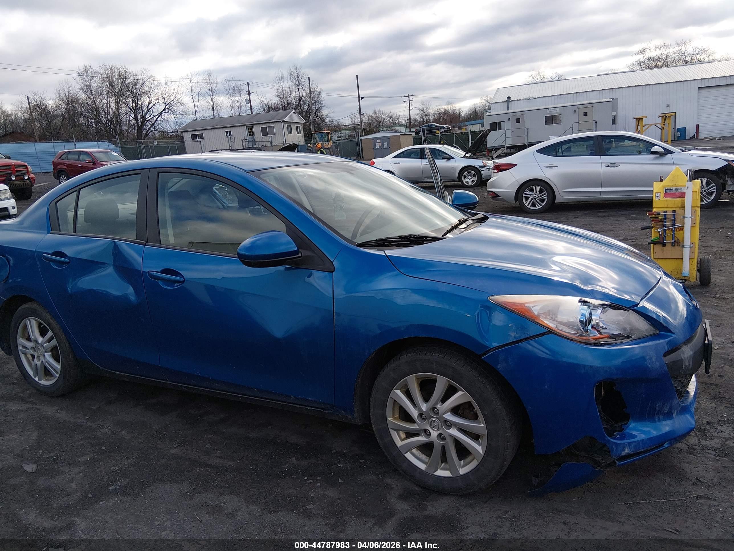 MAZDA MAZDA3 image 6