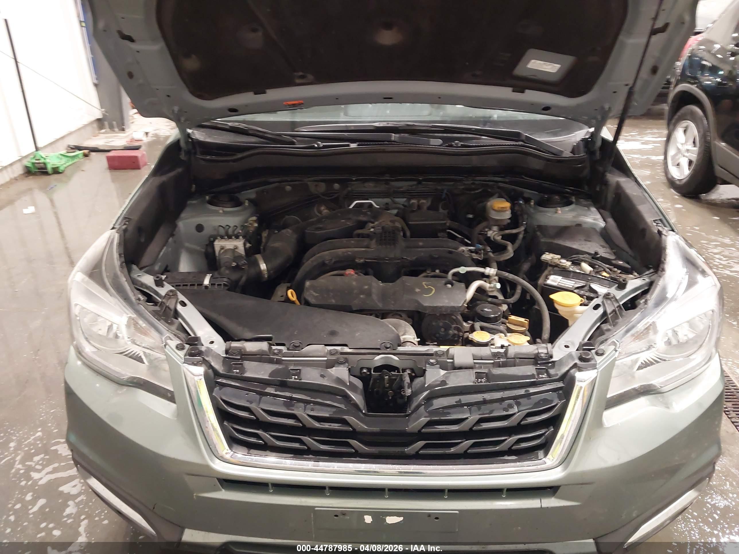 SUBARU FORESTER image 10