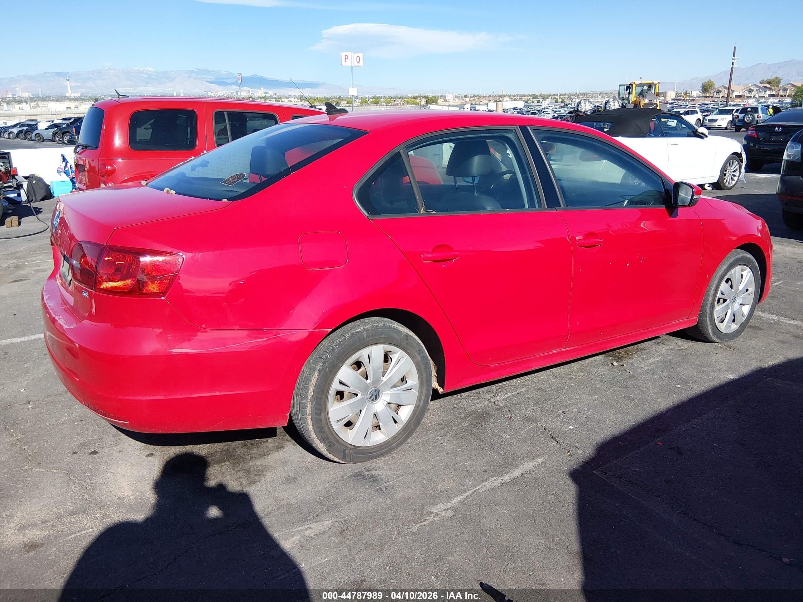 VOLKSWAGEN JETTA image 4