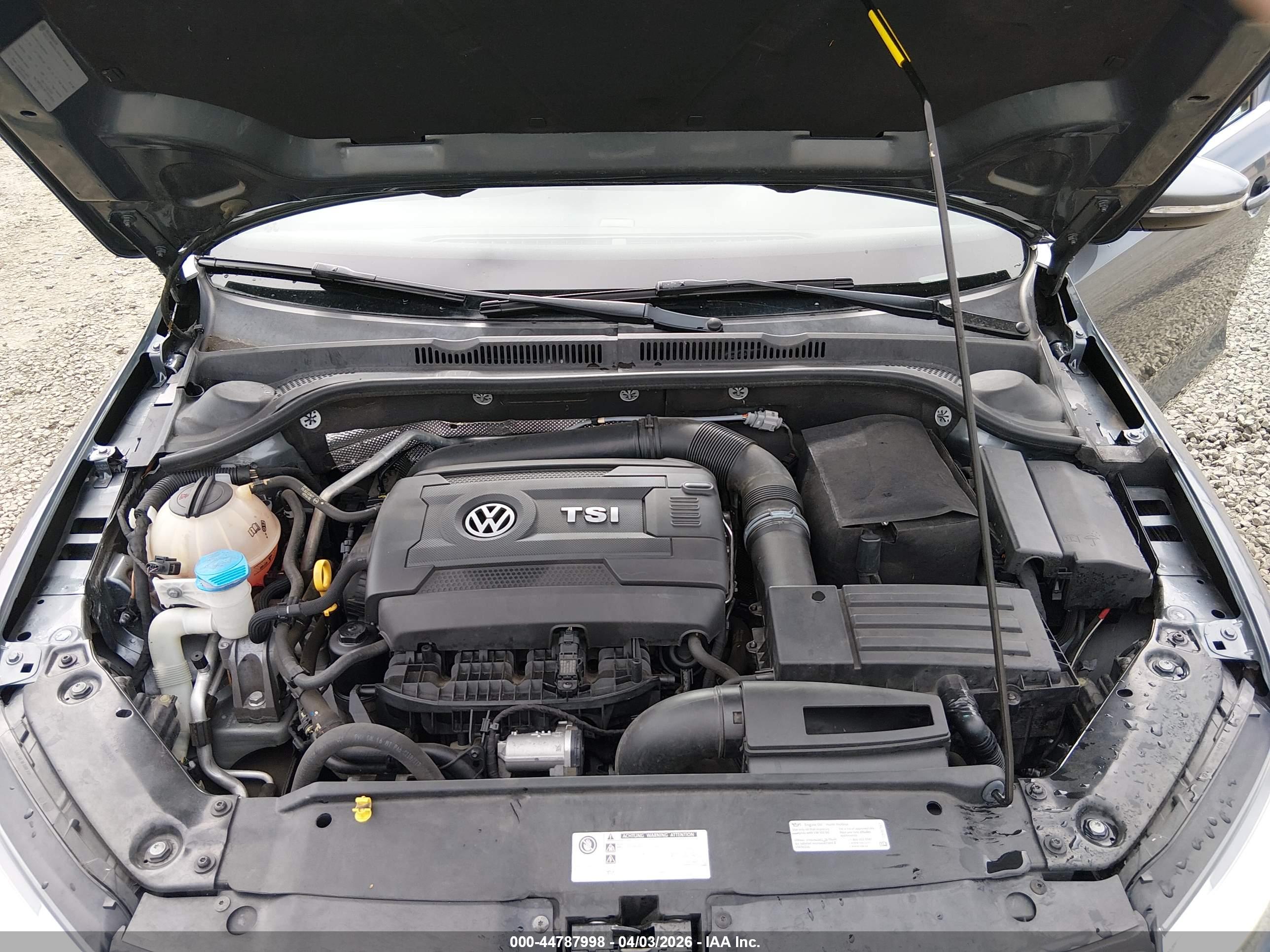 VOLKSWAGEN JETTA image 10