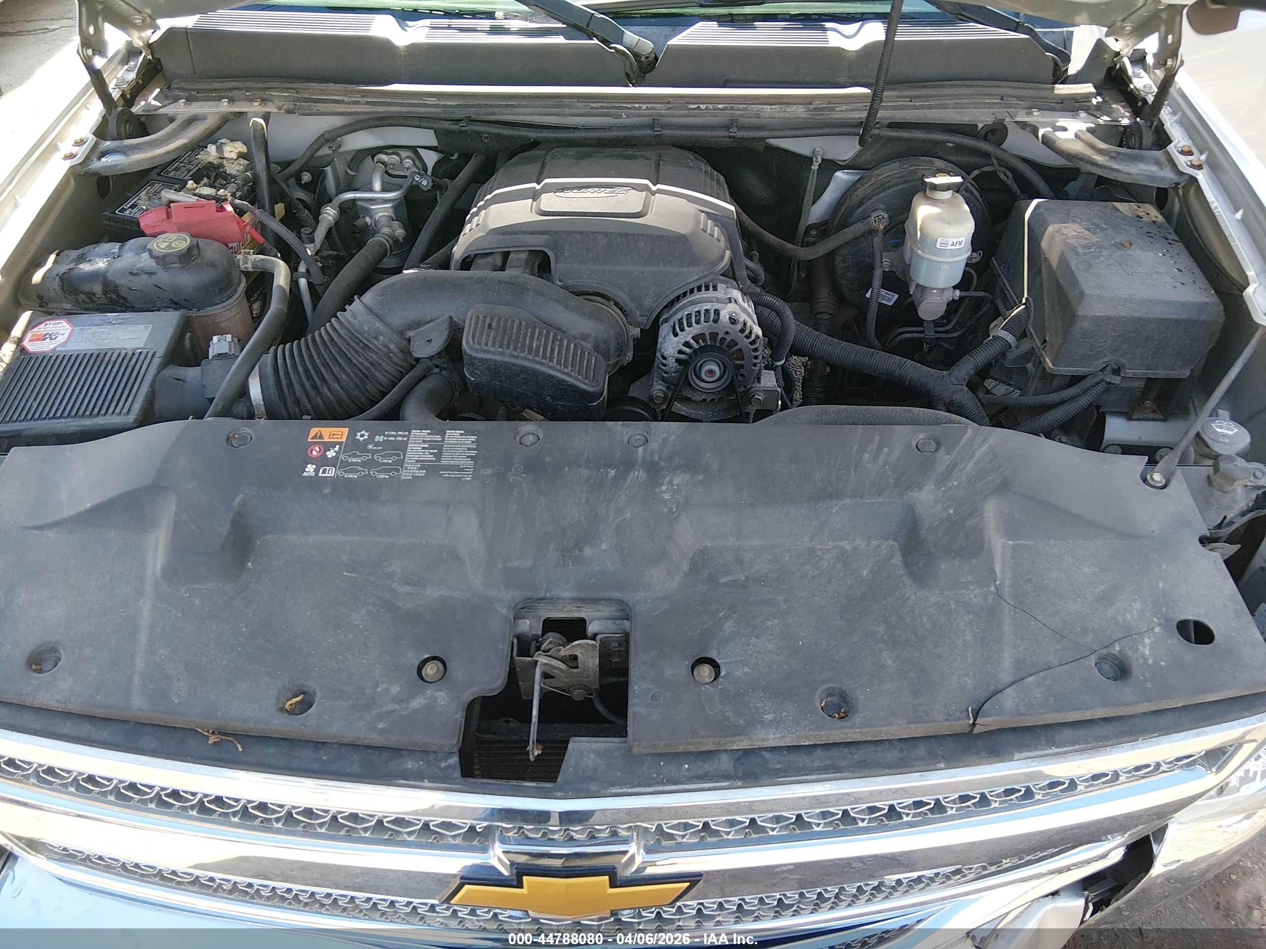 CHEVROLET SILVERADO image 10