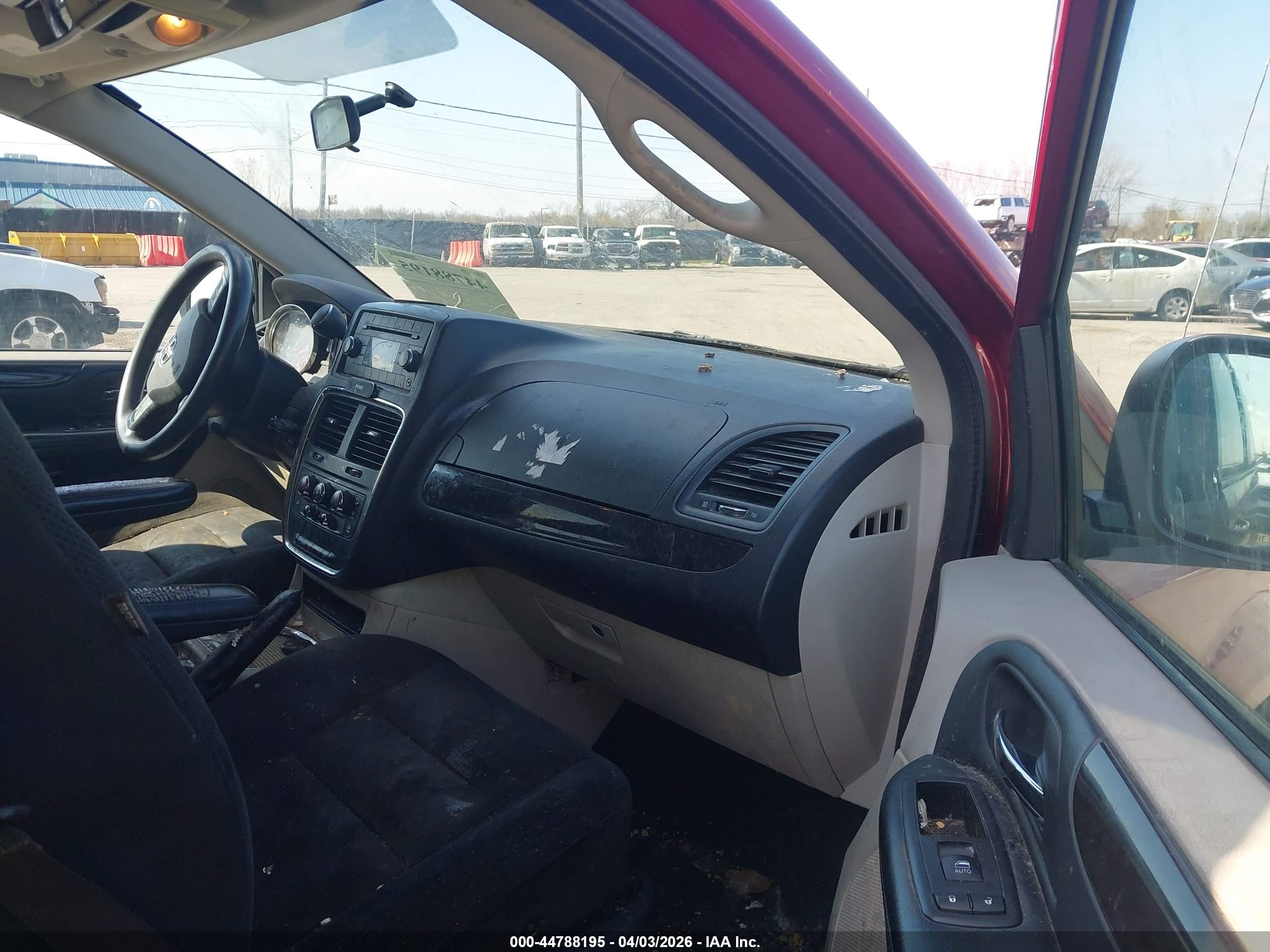 DODGE GRAND image 5