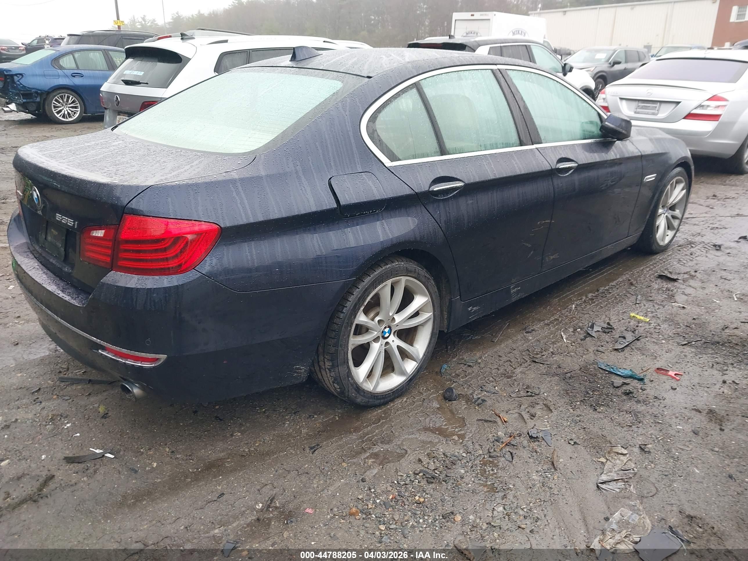 BMW 535I image 4