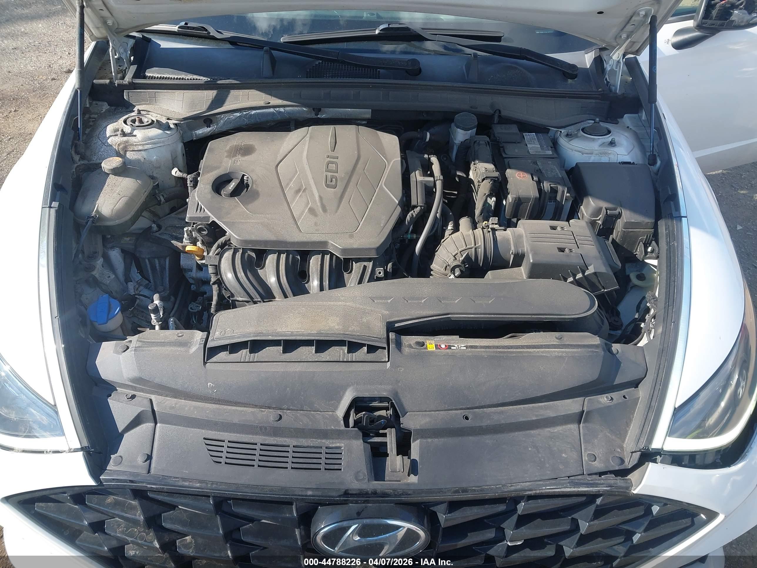 HYUNDAI SONATA image 10