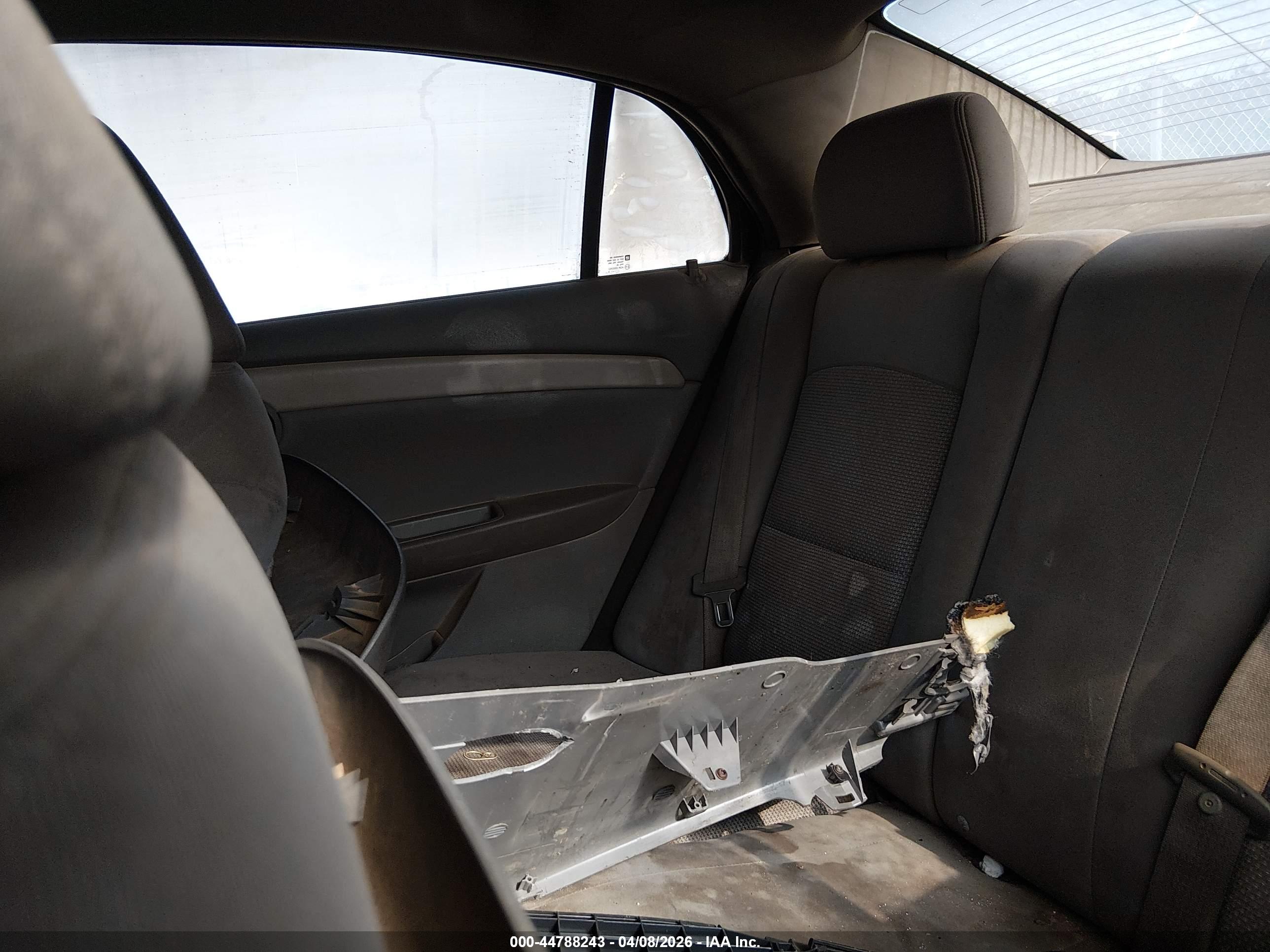 CHEVROLET MALIBU image 8