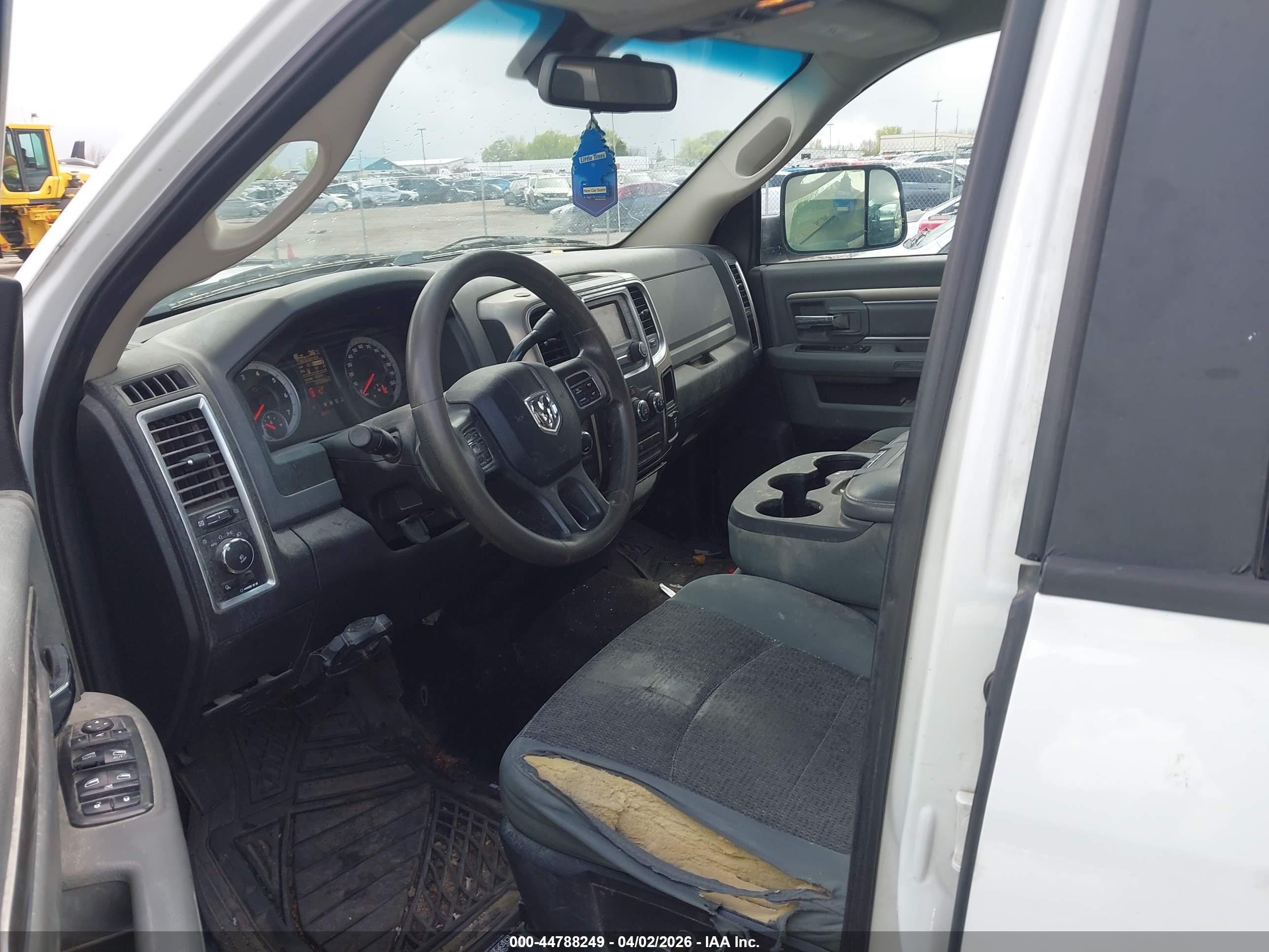 RAM 3500 image 7