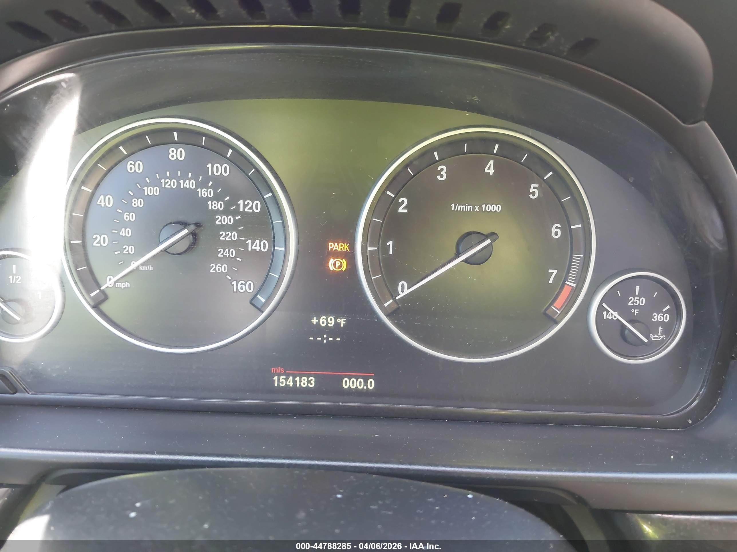 BMW 535I image 7