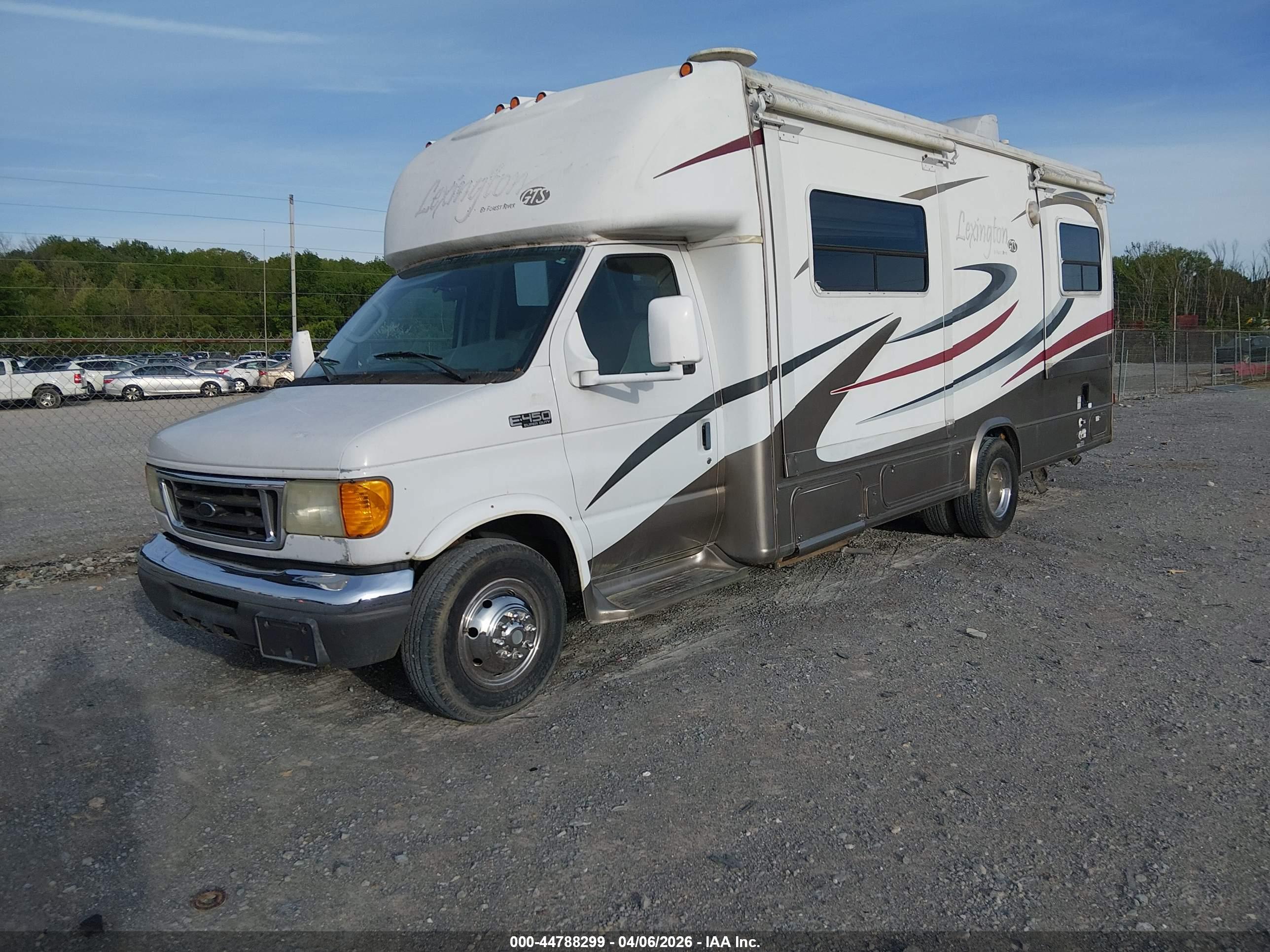 FORD E-450 image 2
