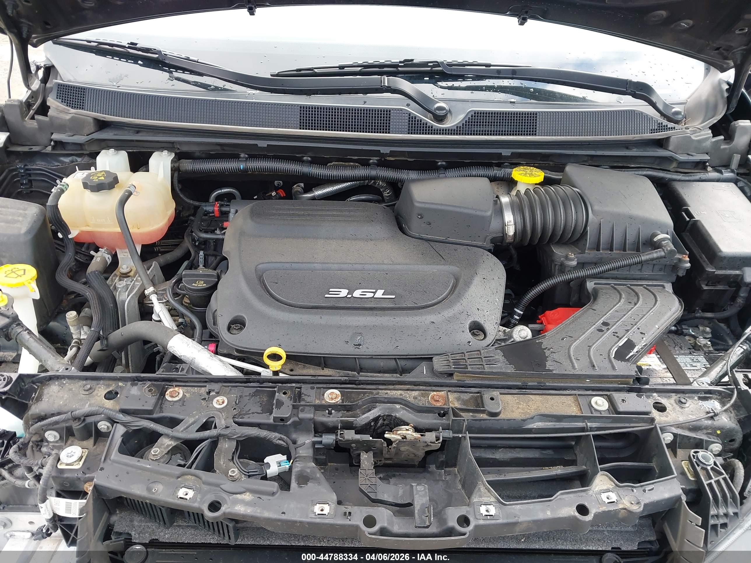 CHRYSLER PACIFICA image 10