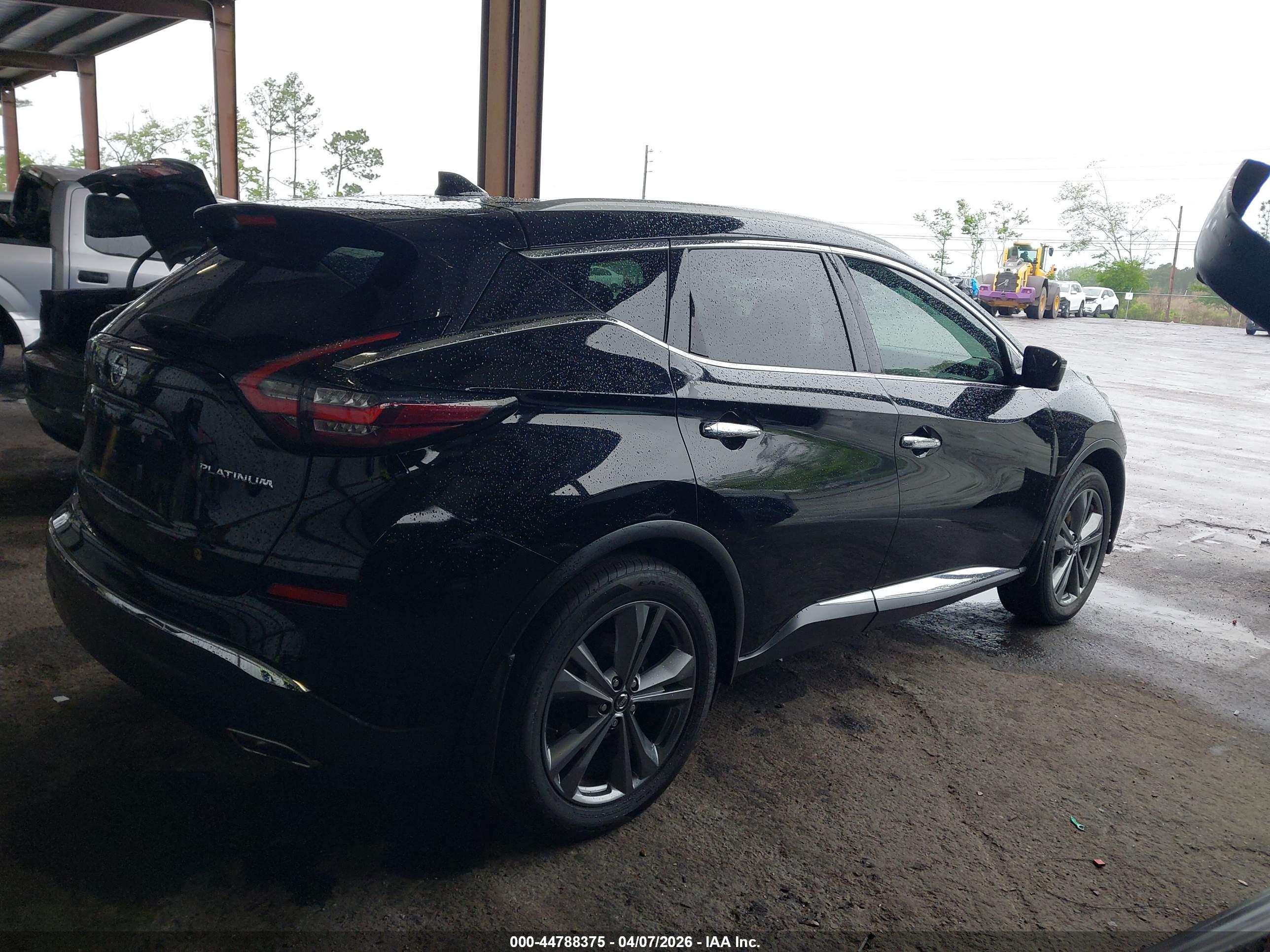NISSAN MURANO image 4