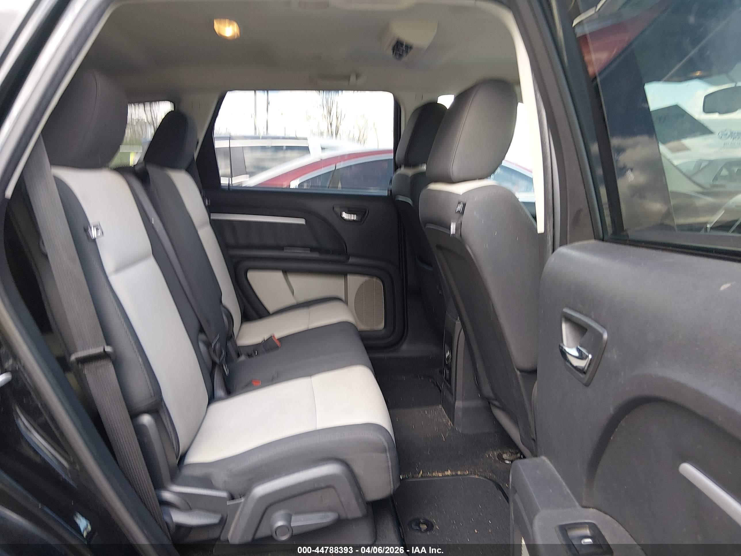 DODGE JOURNEY image 8