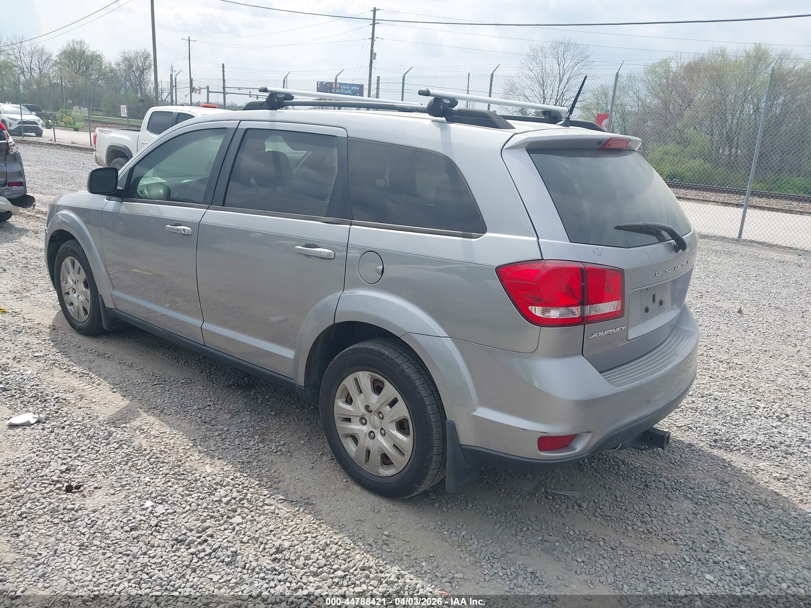 DODGE JOURNEY image 3