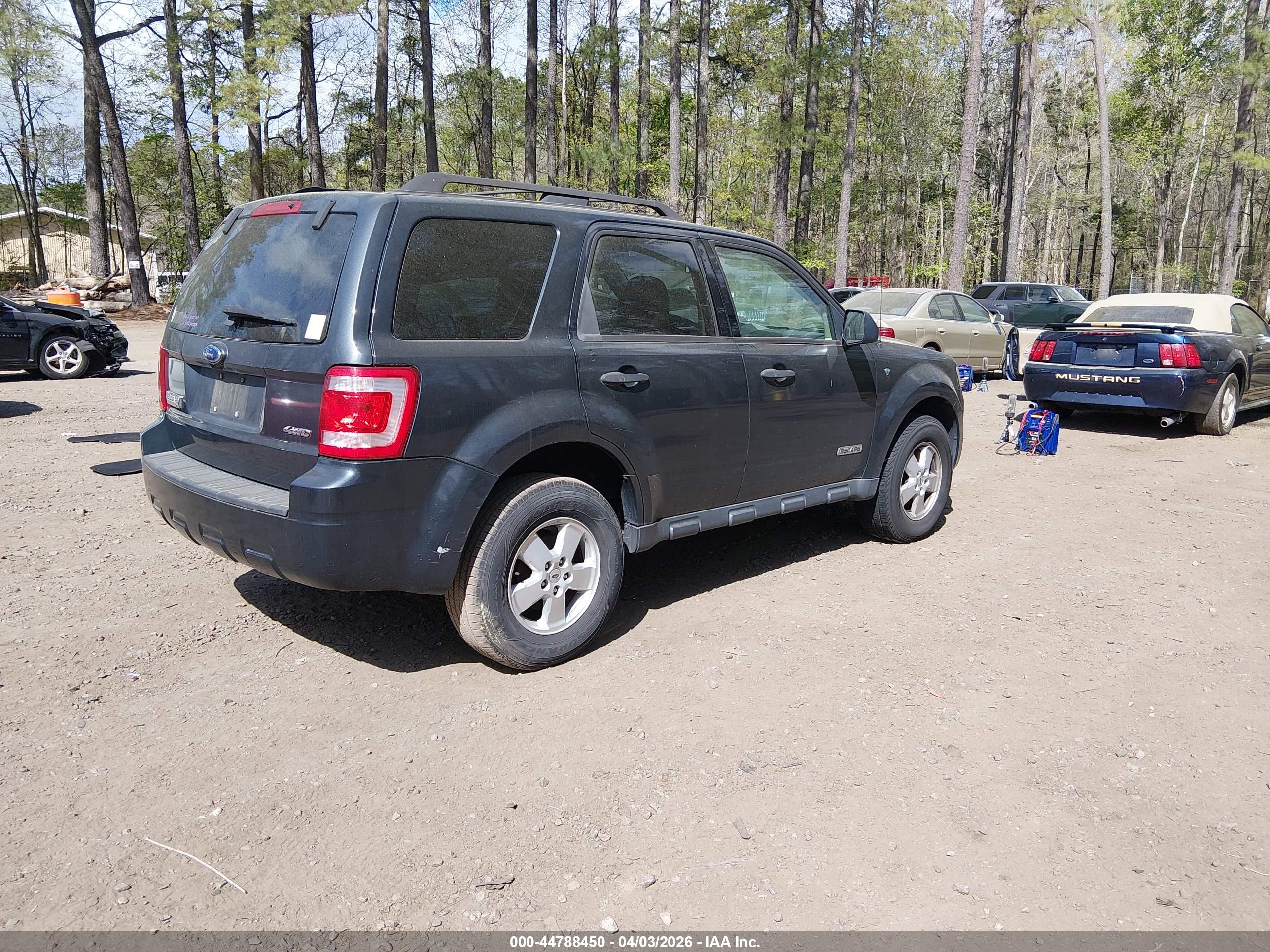 FORD ESCAPE image 4