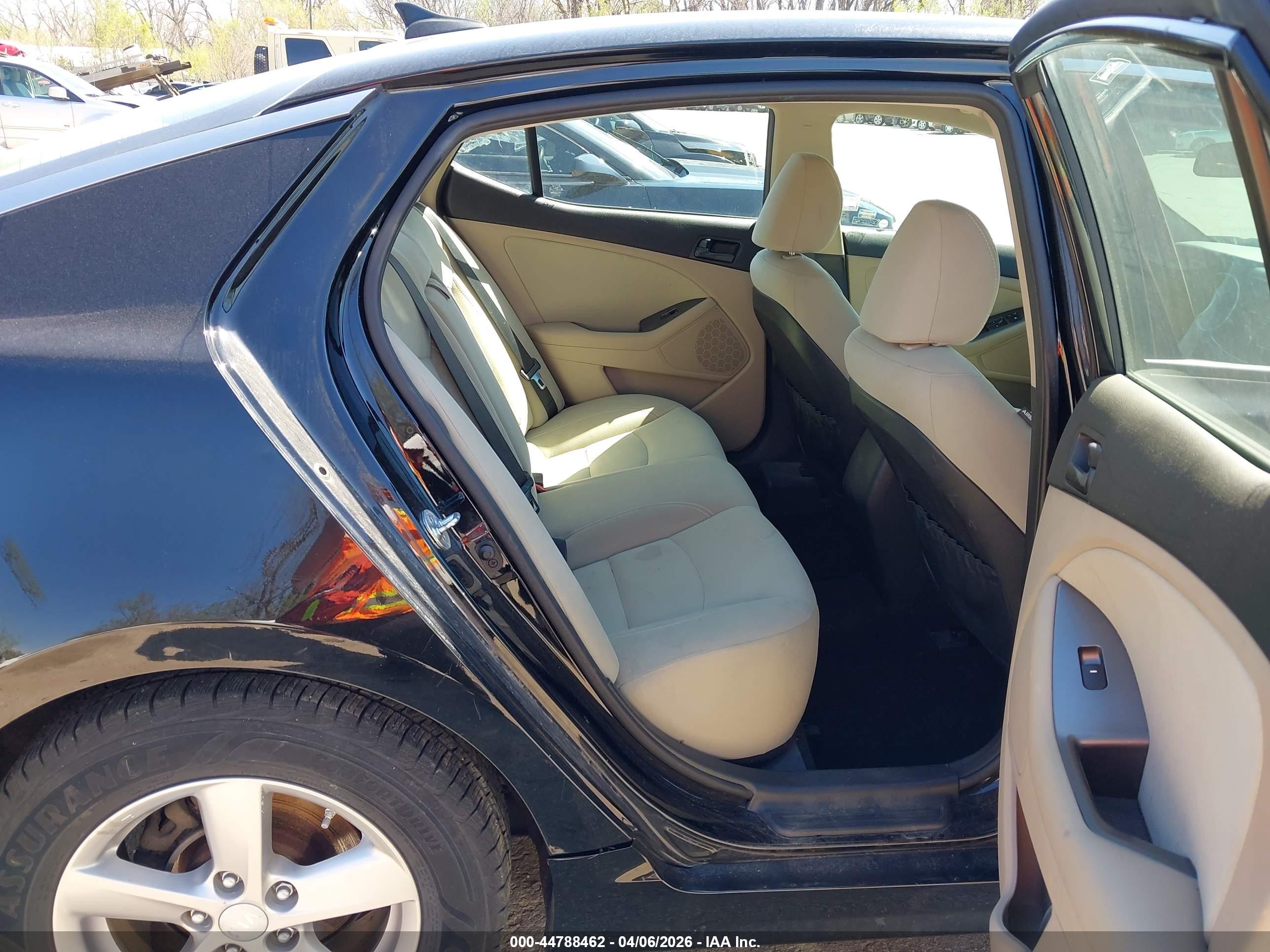 KIA OPTIMA image 8