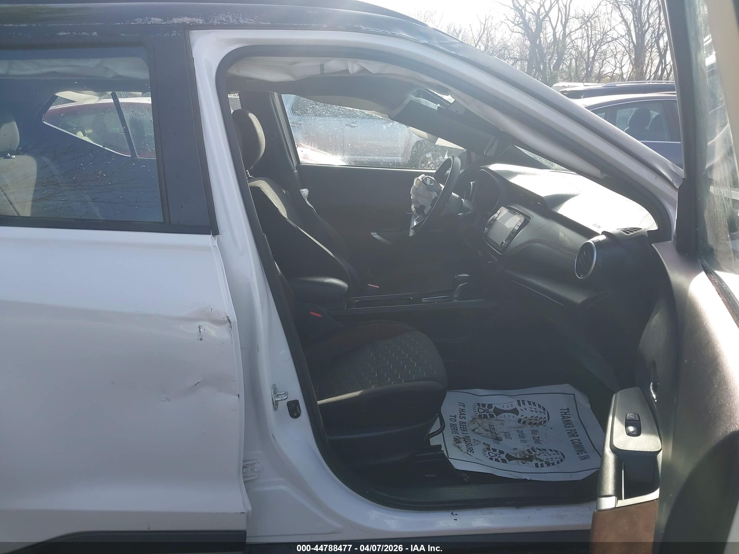 NISSAN KICKS image 5