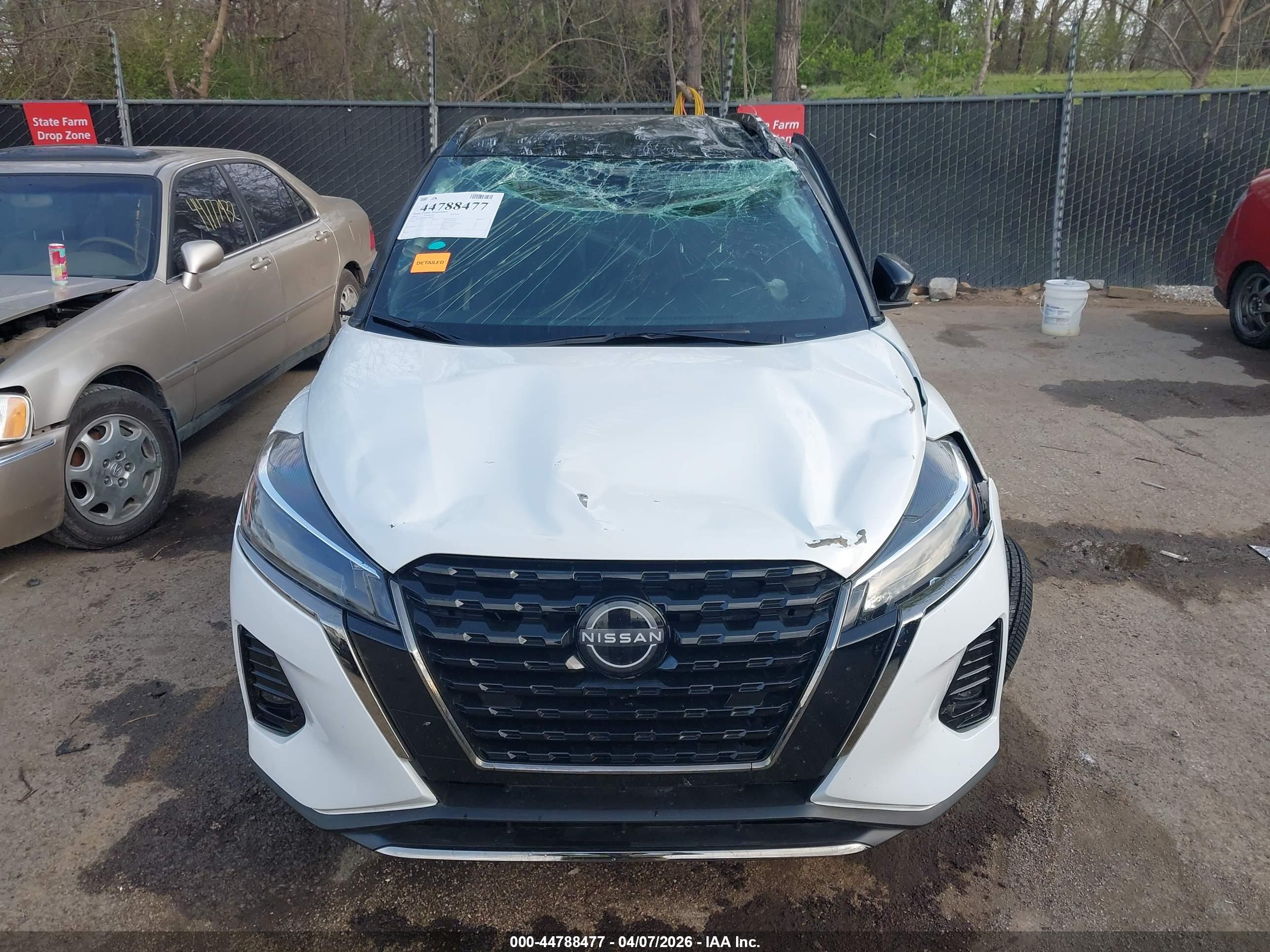NISSAN KICKS image 6