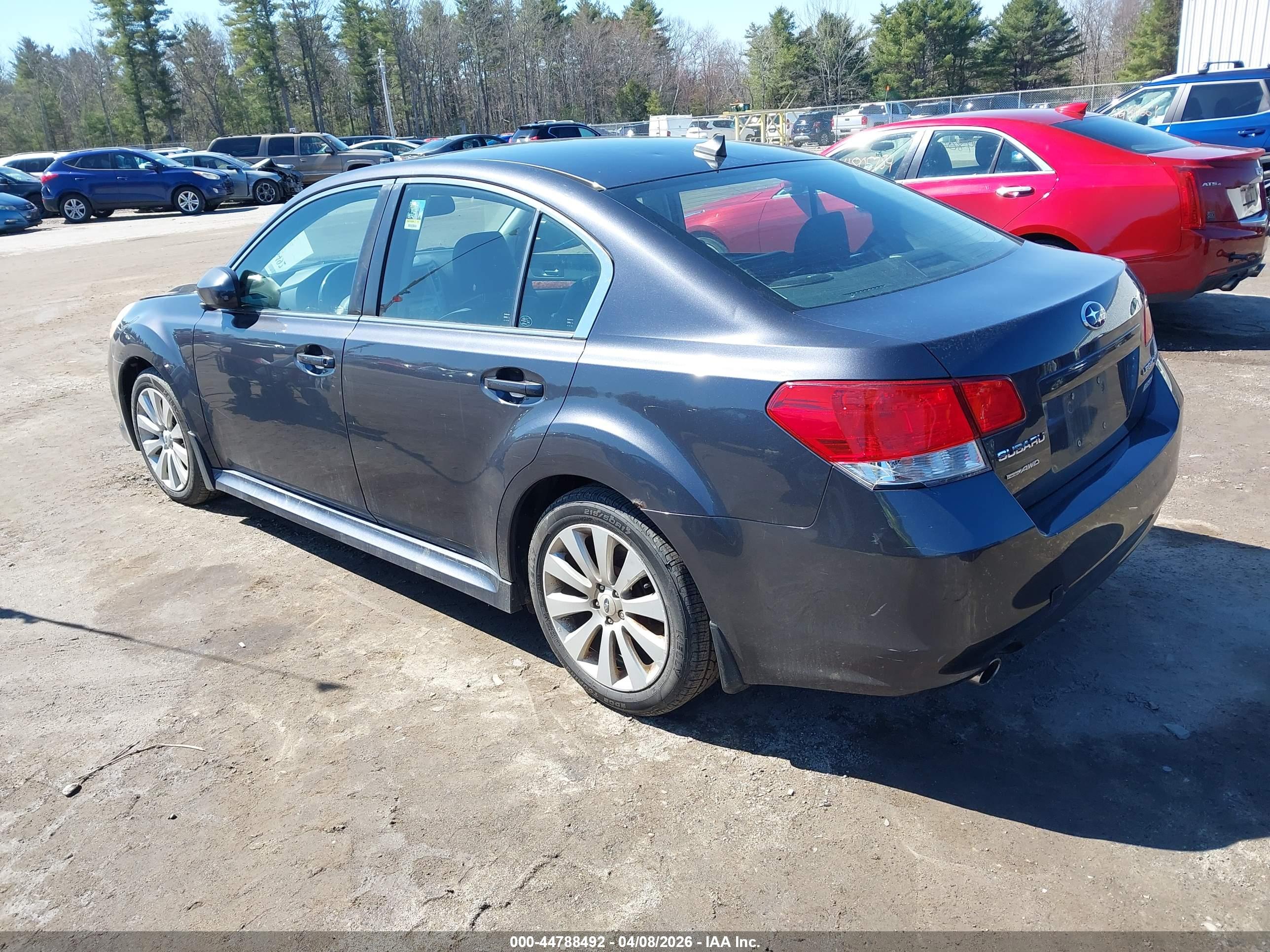 SUBARU LEGACY image 3