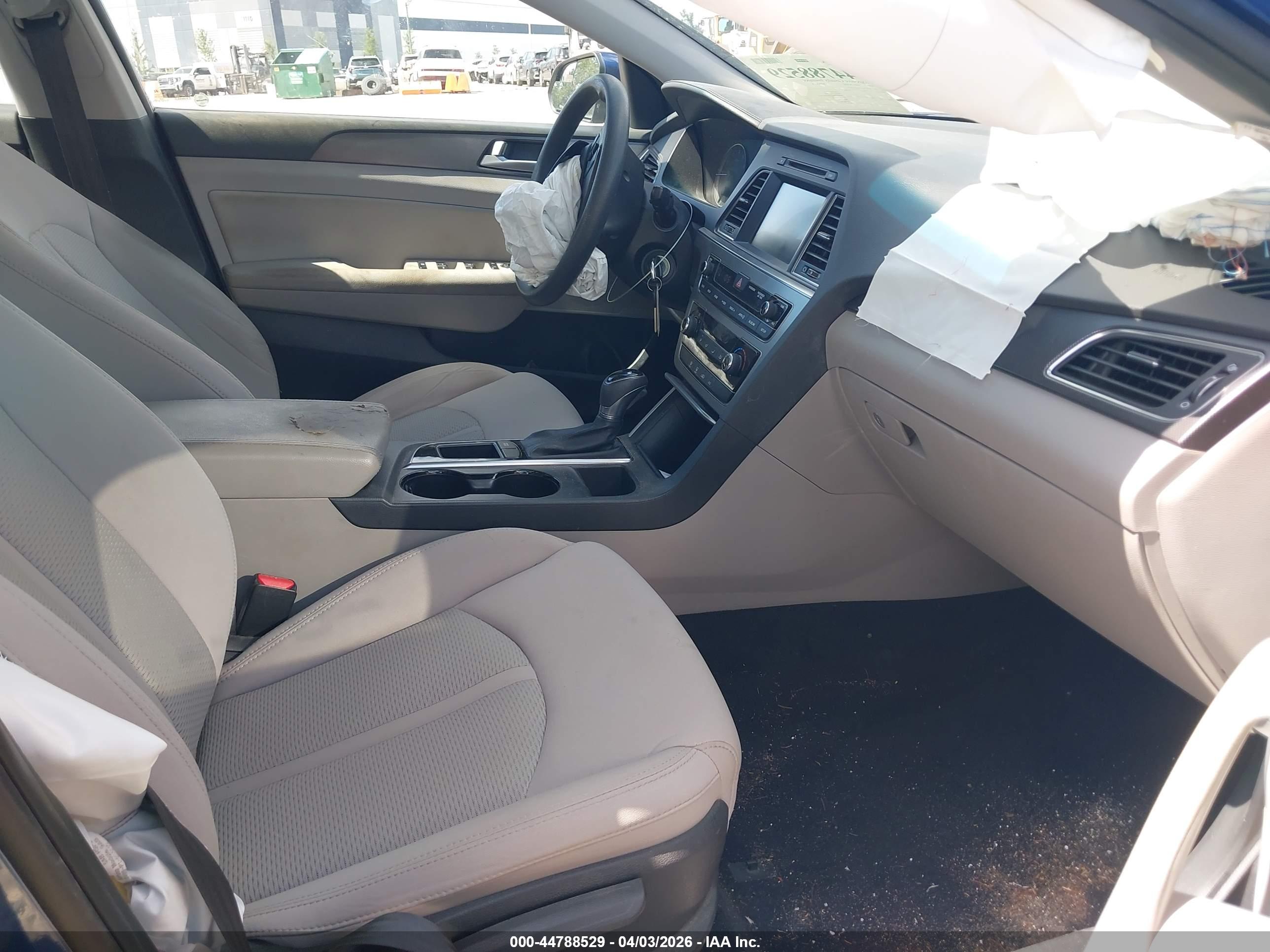 HYUNDAI SONATA image 5