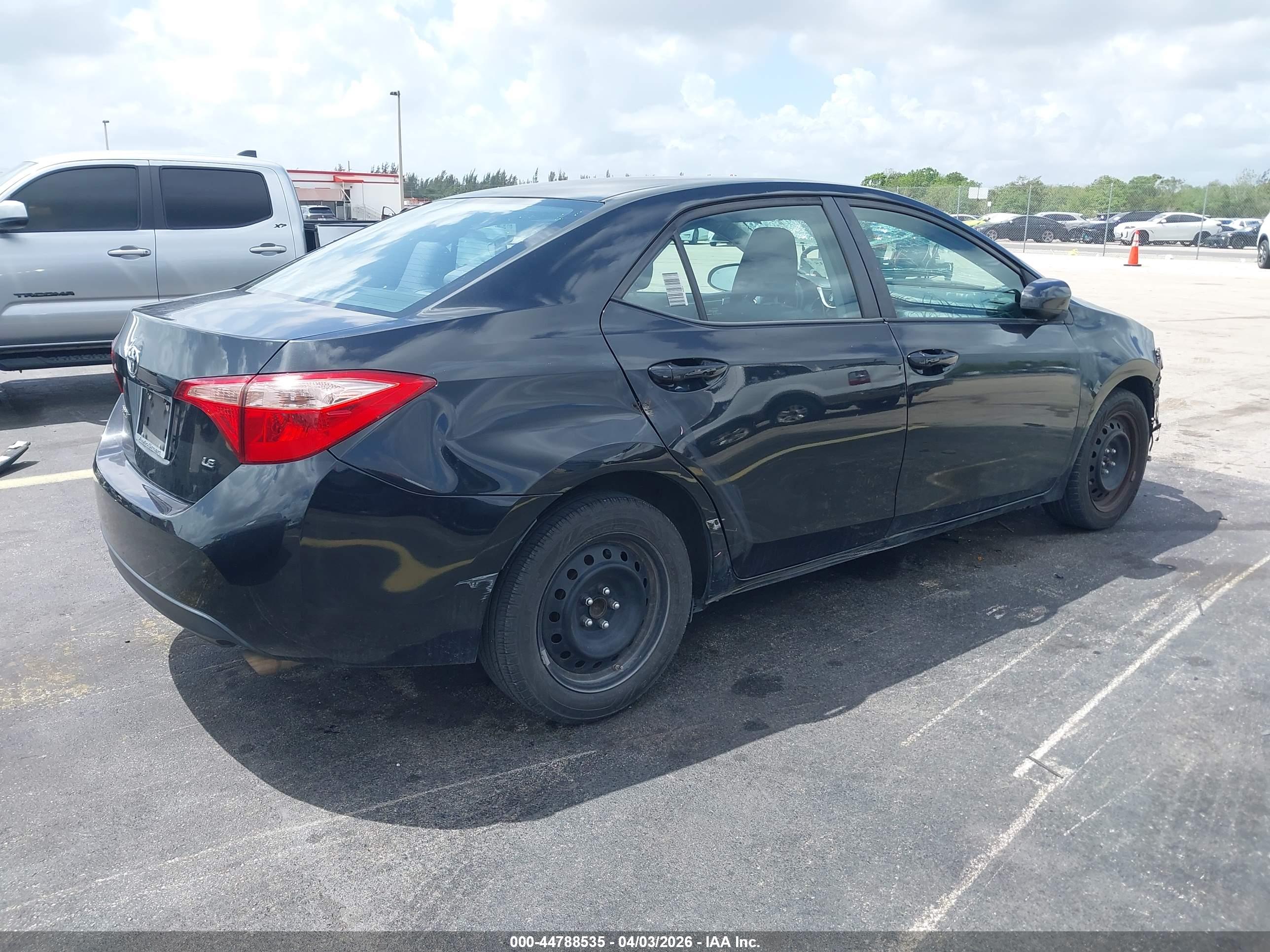 TOYOTA COROLLA image 4