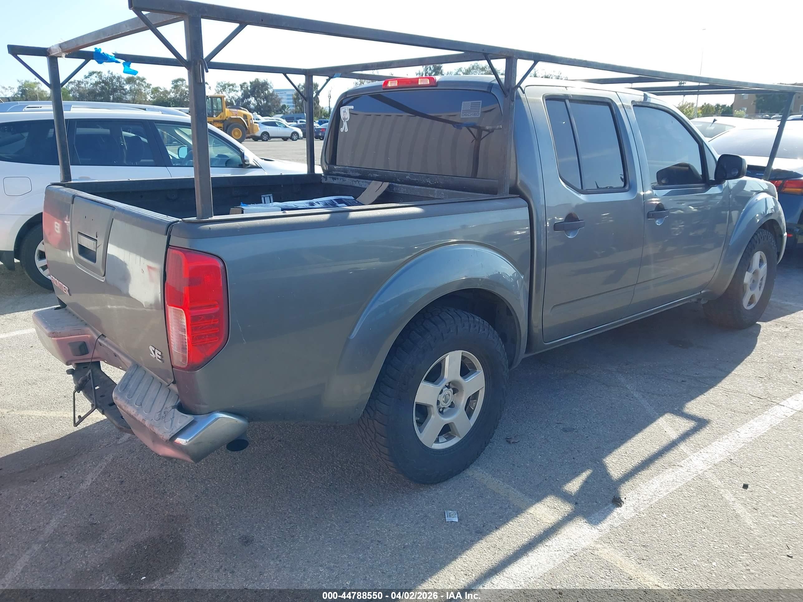 NISSAN FRONTIER image 4