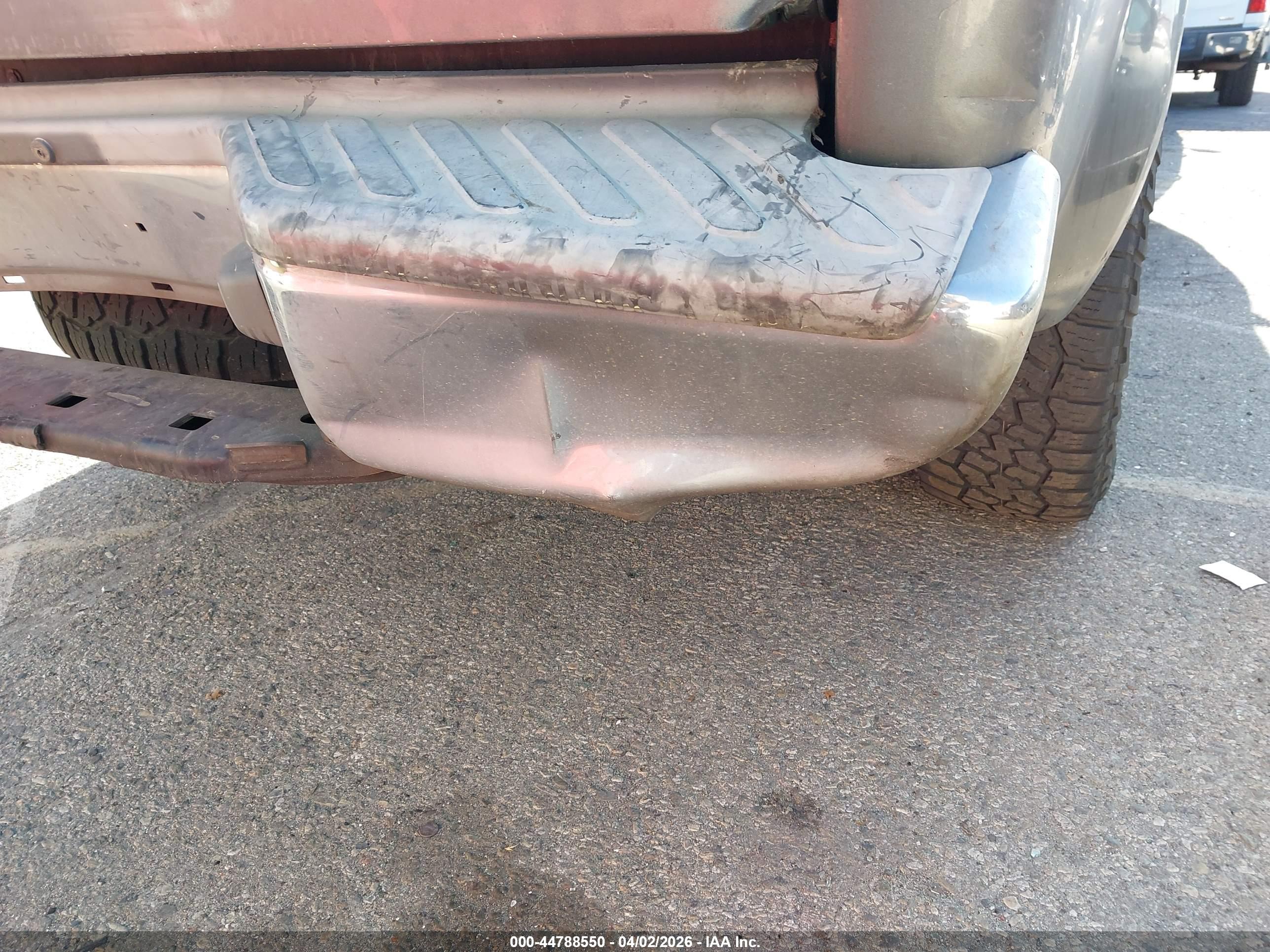 NISSAN FRONTIER image 6