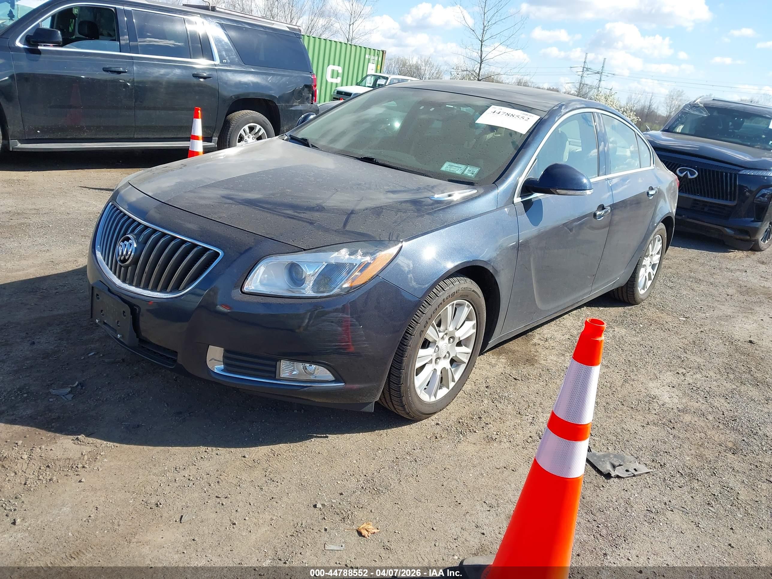 BUICK REGAL image 2