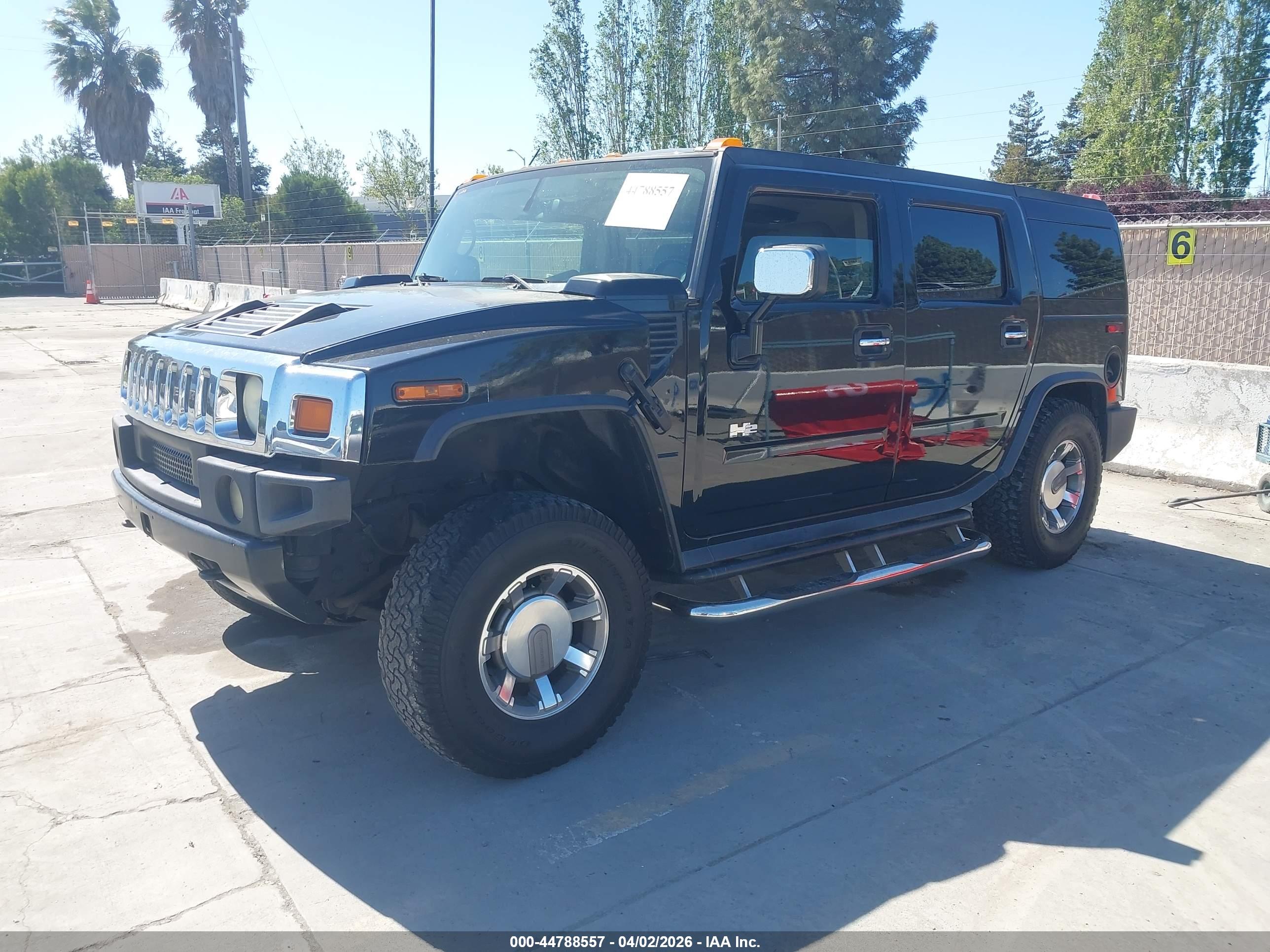 HUMMER H2 image 2