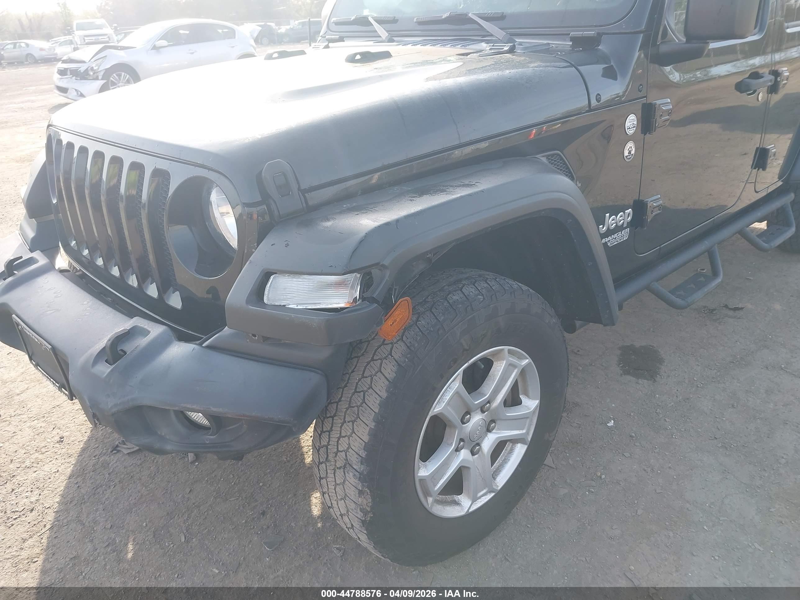 JEEP WRANGLER image 6