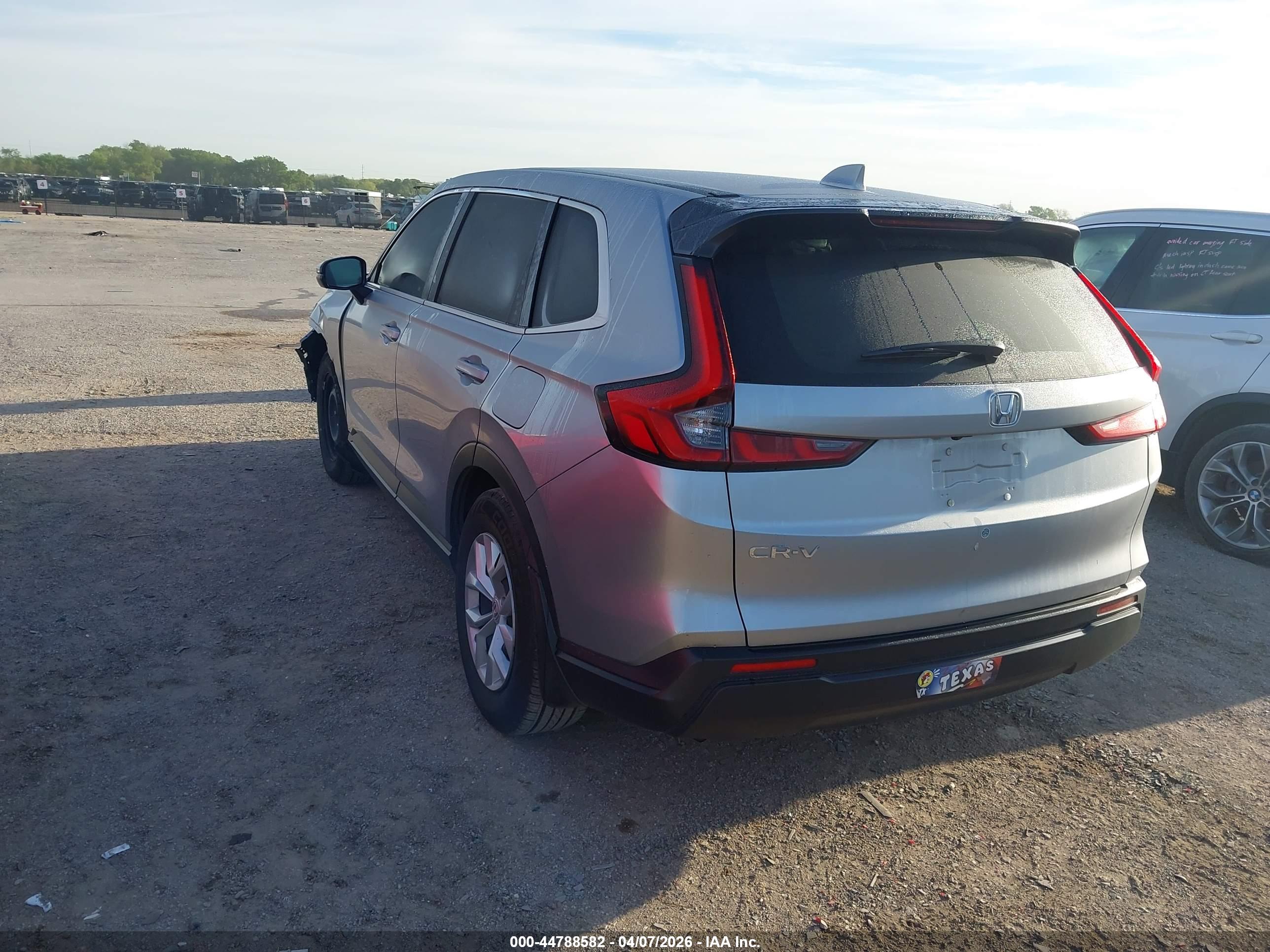 HONDA CR-V image 3