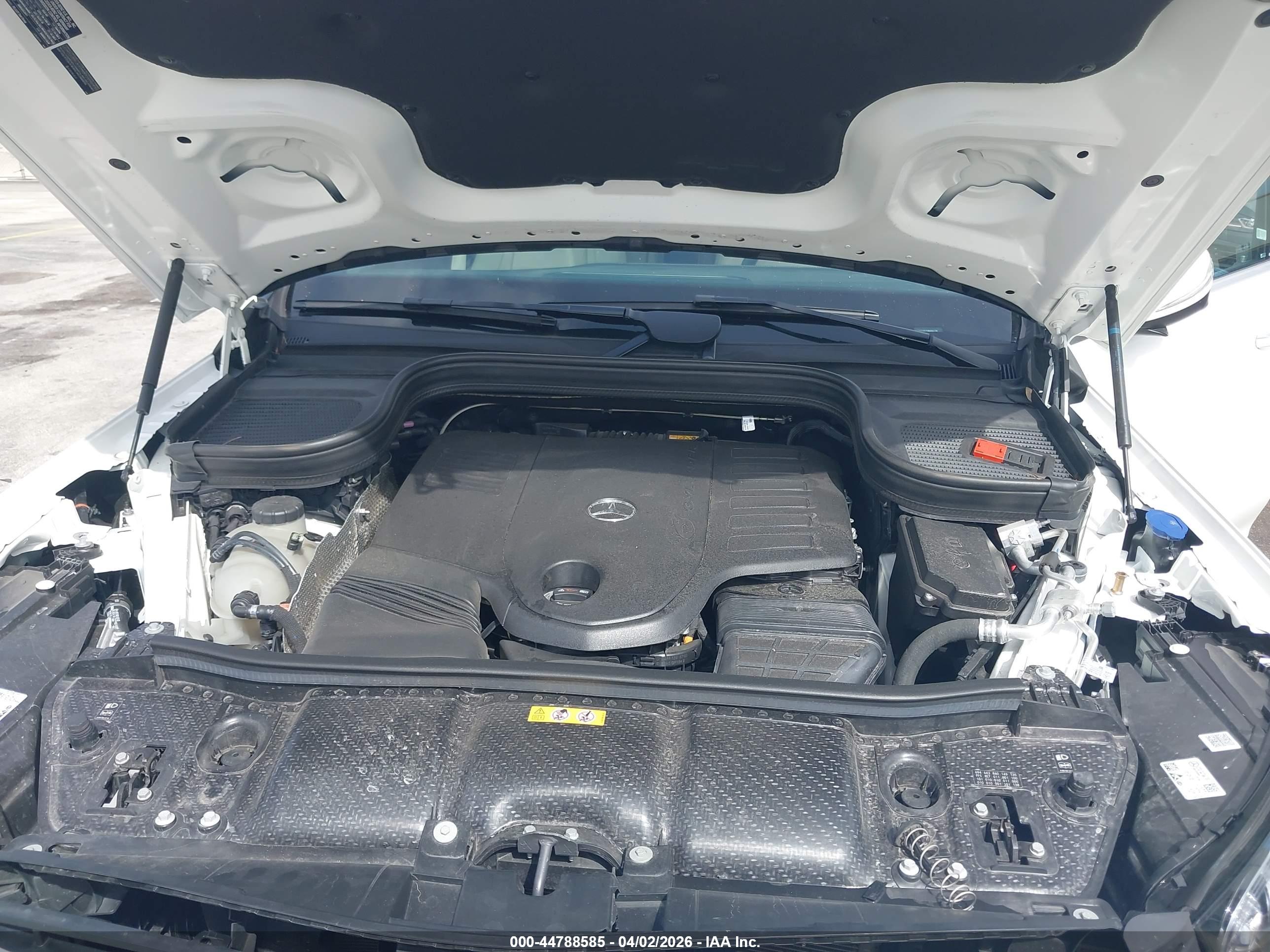 MERCEDES-BENZ GLS image 10