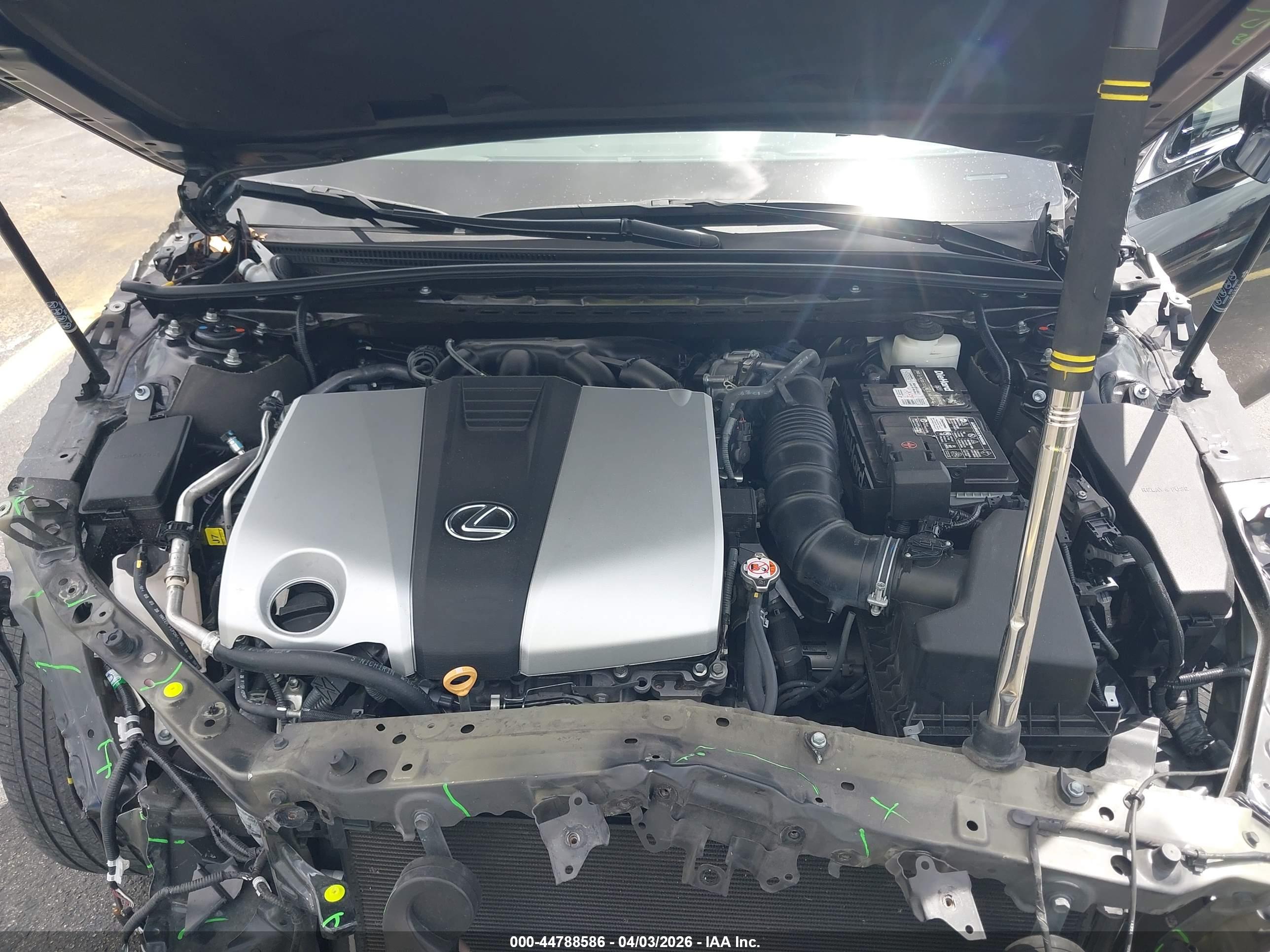 LEXUS ES image 10