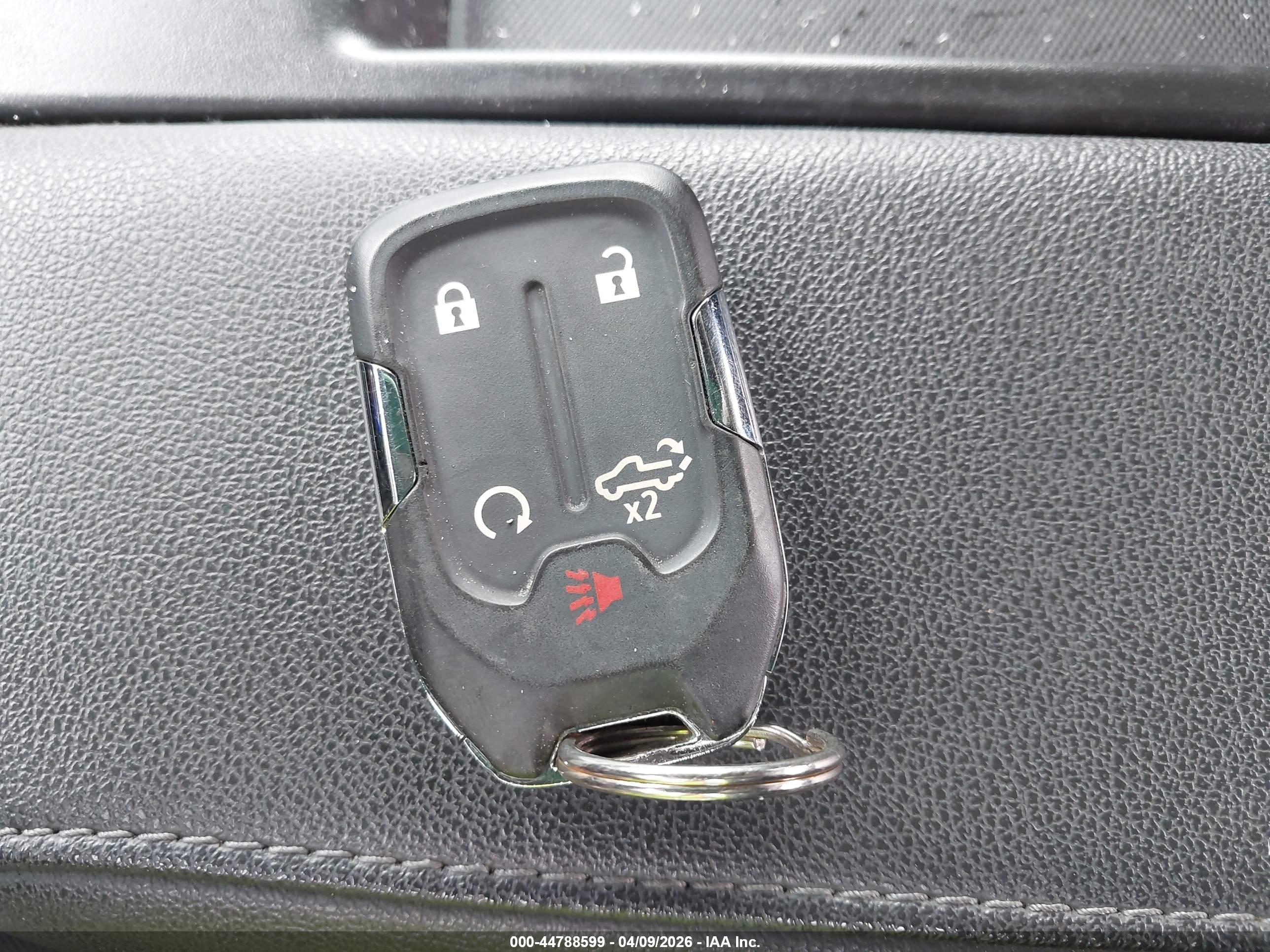 CHEVROLET SILVERADO image 11
