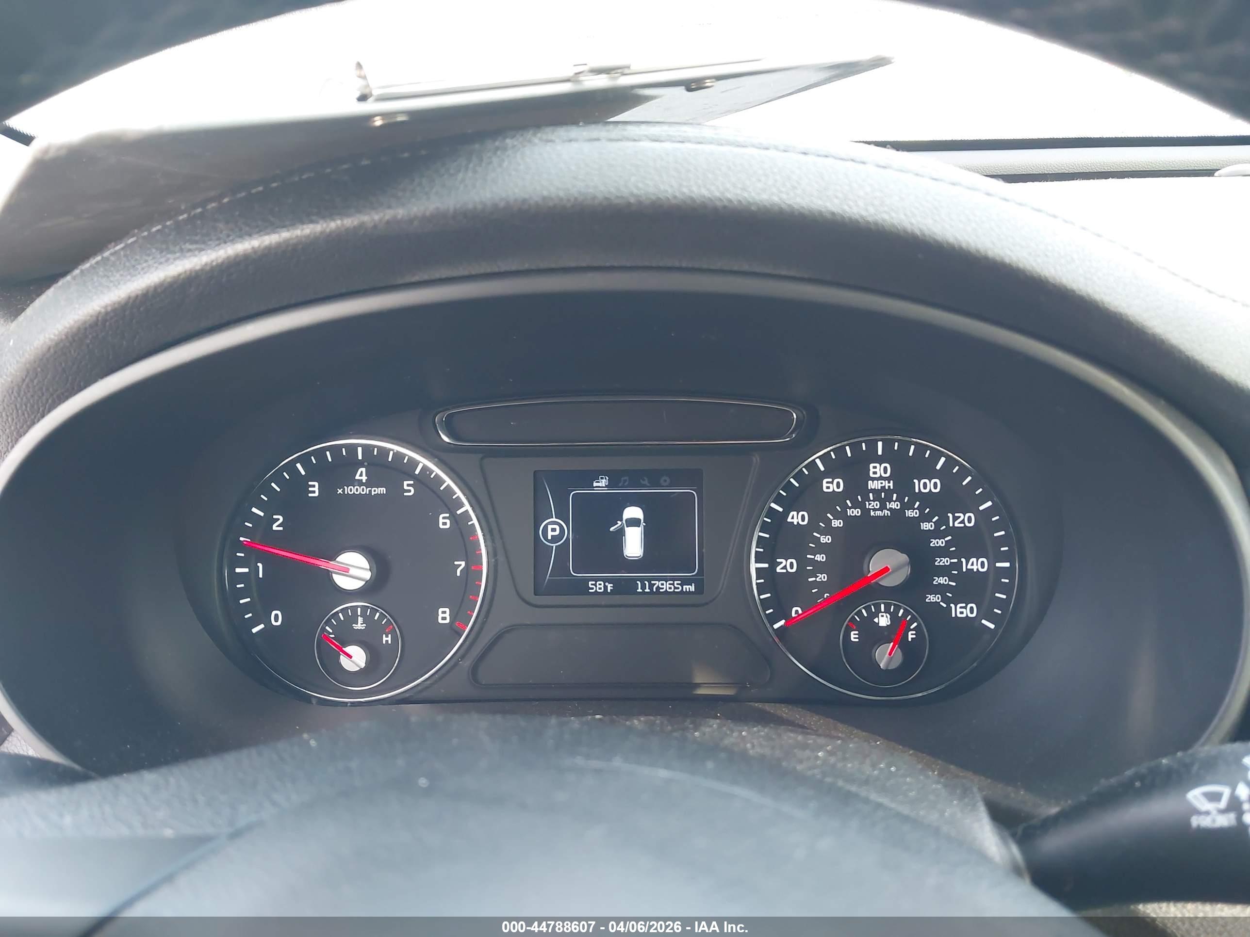 KIA SORENTO image 7