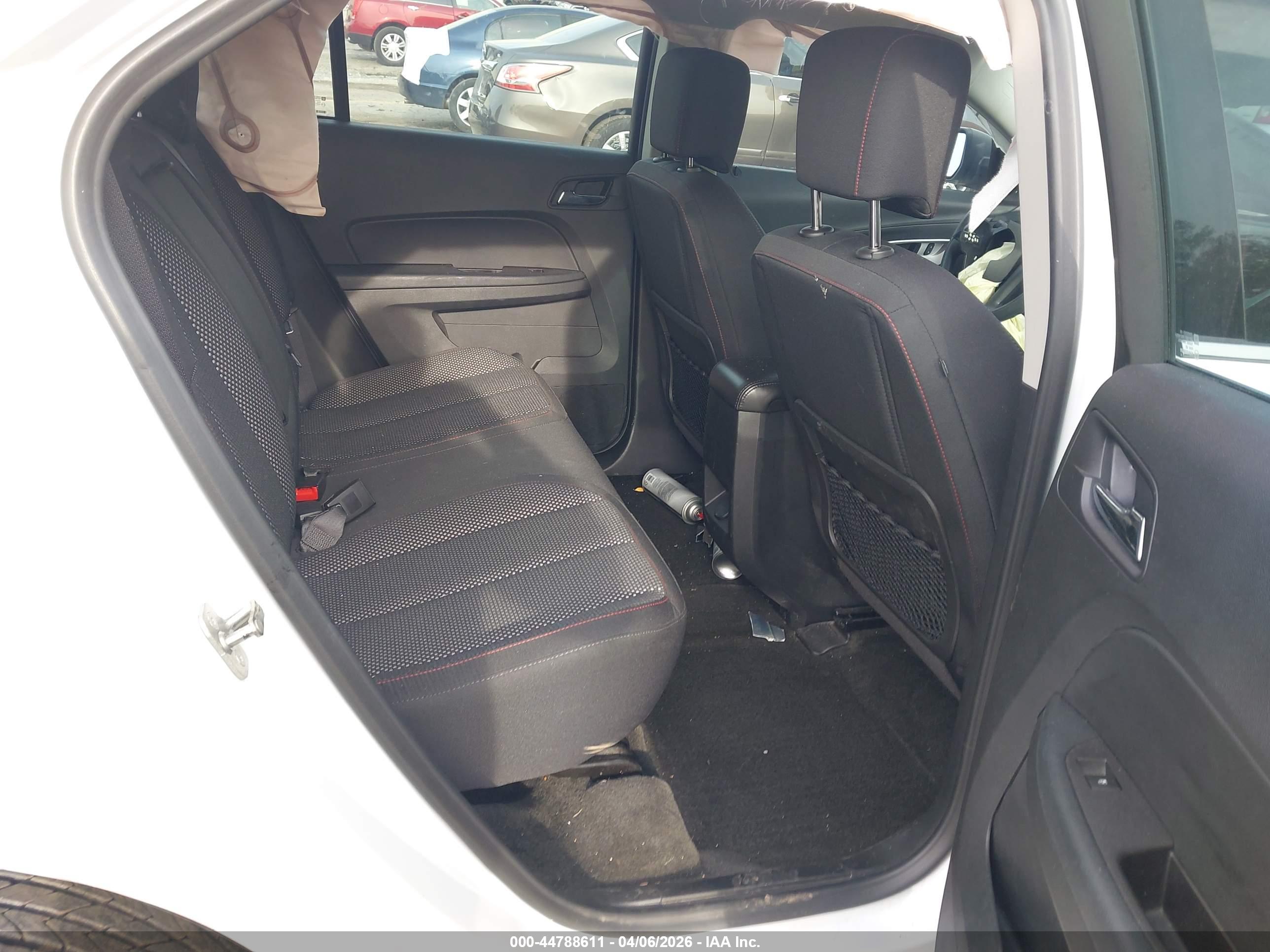 CHEVROLET EQUINOX image 8
