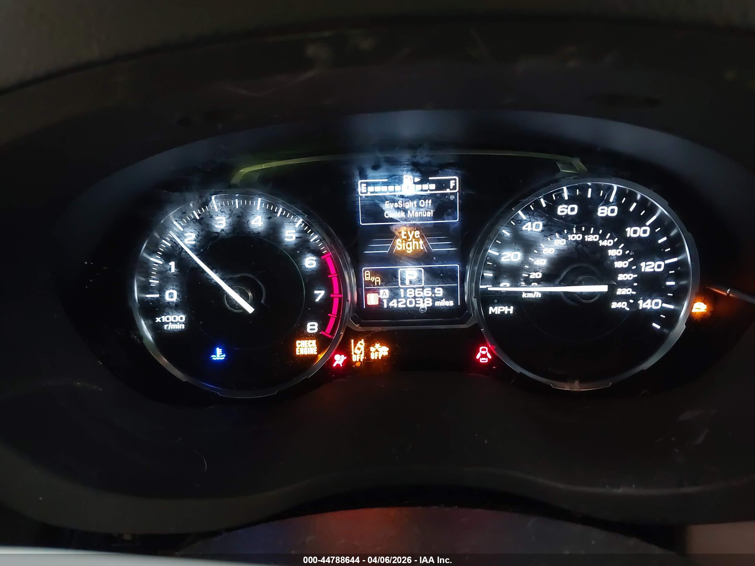 SUBARU FORESTER image 7