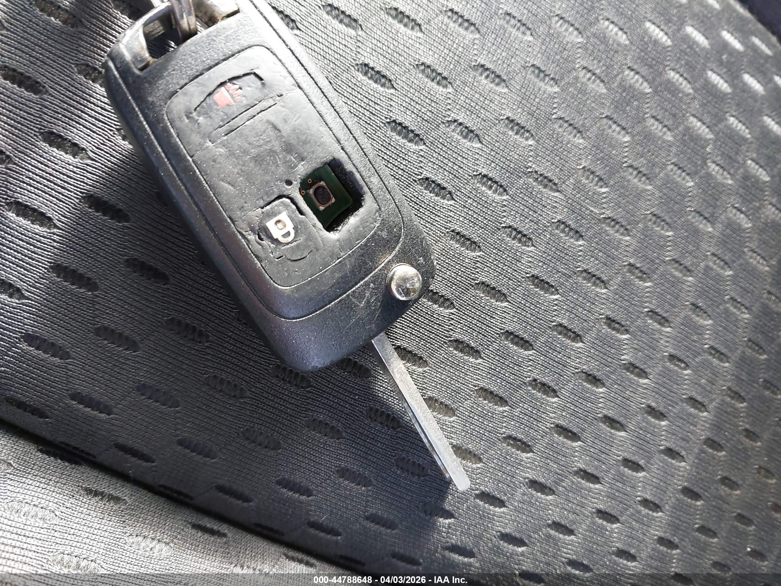 GMC TERRAIN image 11