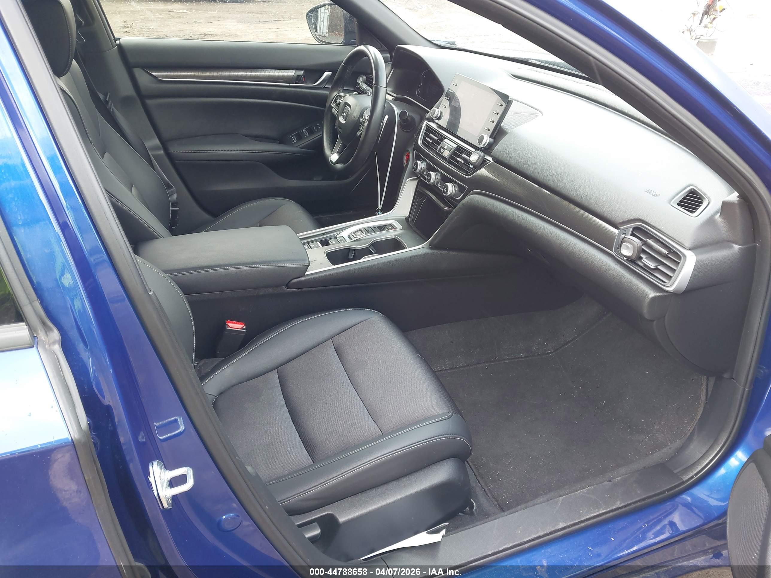 HONDA ACCORD image 5